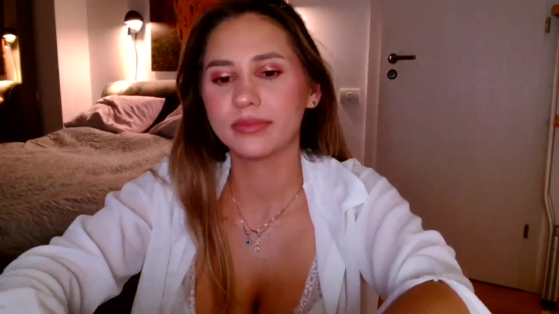 Gallery image thumbnail from Ana_Rose's myfreecams stream on, 01/06/2024, 20:58 image 18 of 20