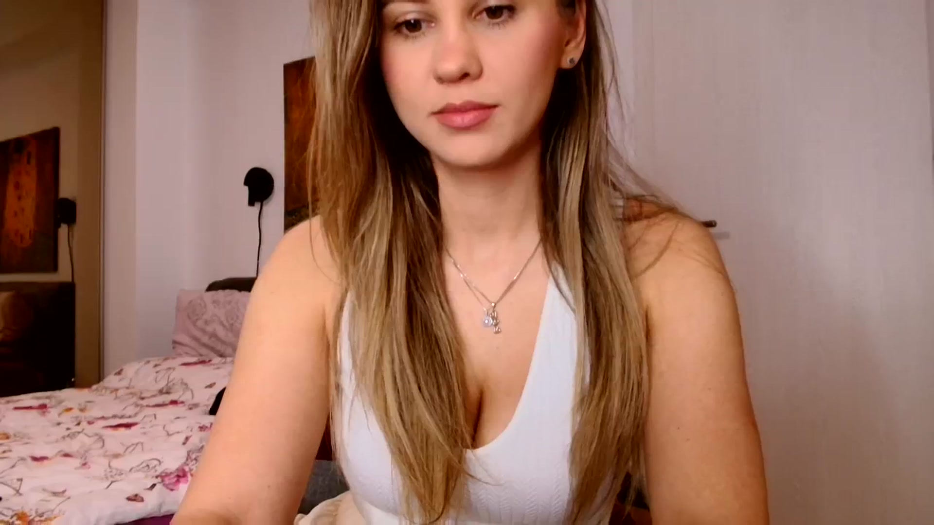 Gallery image thumbnail from Ana_Rose's myfreecams stream on, 03/21/2024, 22:46 image 6 of 20