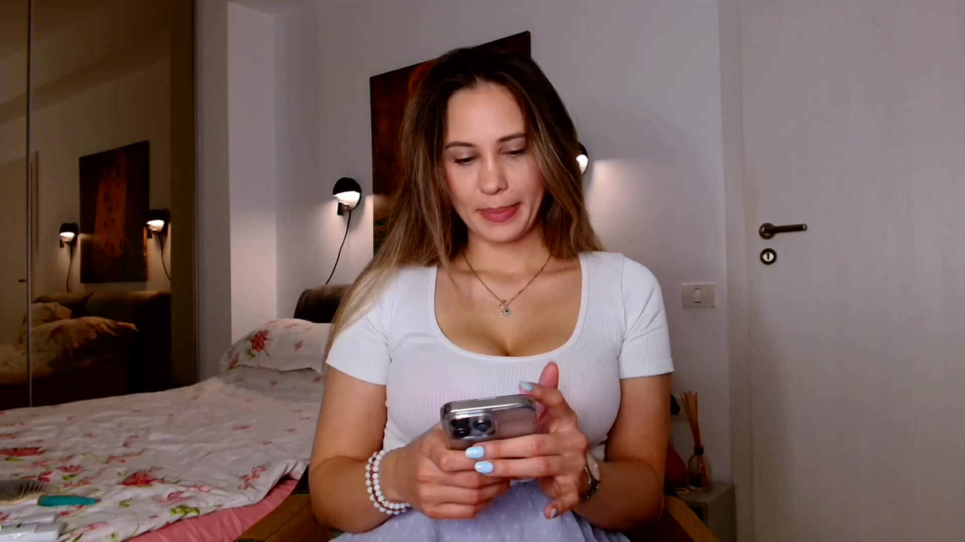 Gallery image thumbnail from Ana_Rose's myfreecams stream on, 04/12/2024, 22:28 image 6 of 20