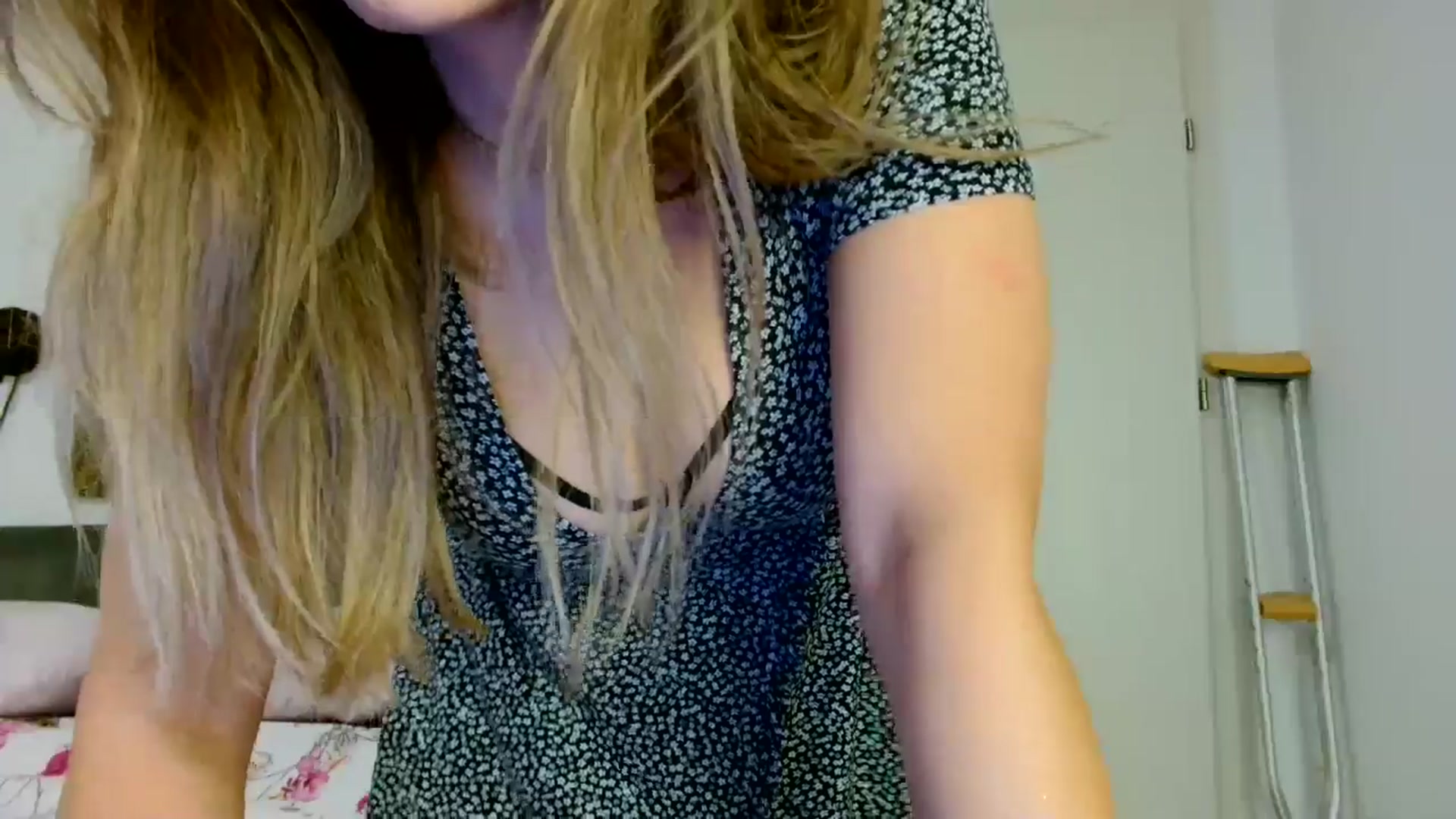 Gallery image thumbnail from Ana_Rose's myfreecams stream on, 06/08/2024, 24:30 image 5 of 20