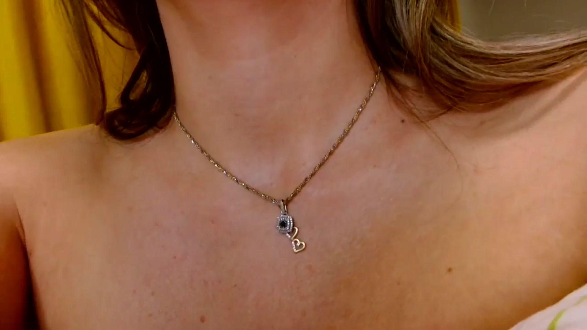Gallery image thumbnail from Ana_Rose's myfreecams stream on, 07/06/2024, 02:13 image 15 of 20