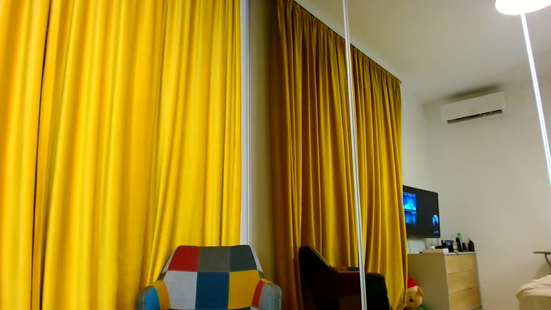 Gallery image thumbnail from Ana_Rose's myfreecams stream on, 07/07/2024, 20:29 image 11 of 20