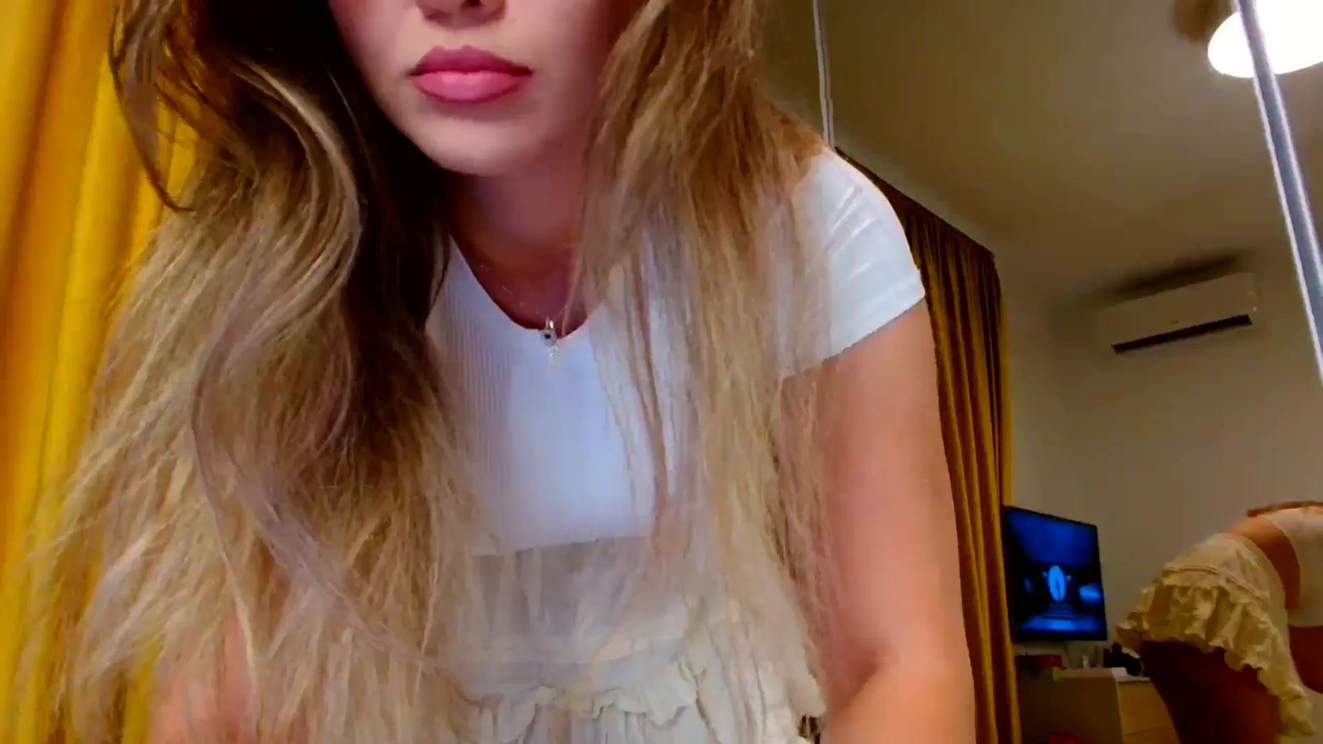 Gallery image thumbnail from Ana_Rose's myfreecams stream on, 07/26/2024, 20:32 image 3 of 20