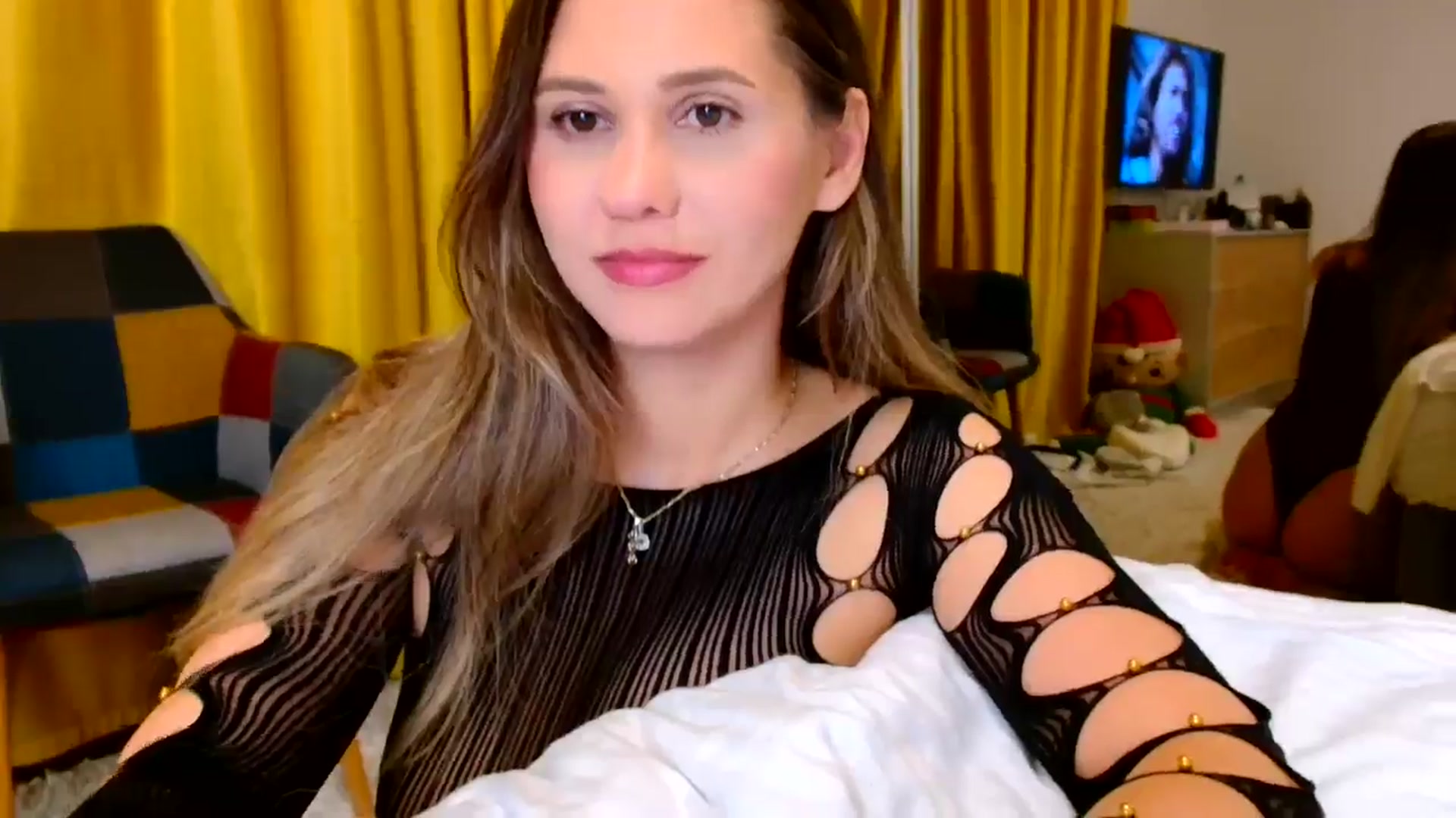 Gallery image thumbnail from Ana_Rose's myfreecams stream on, 07/27/2024, 24:01 image 16 of 20
