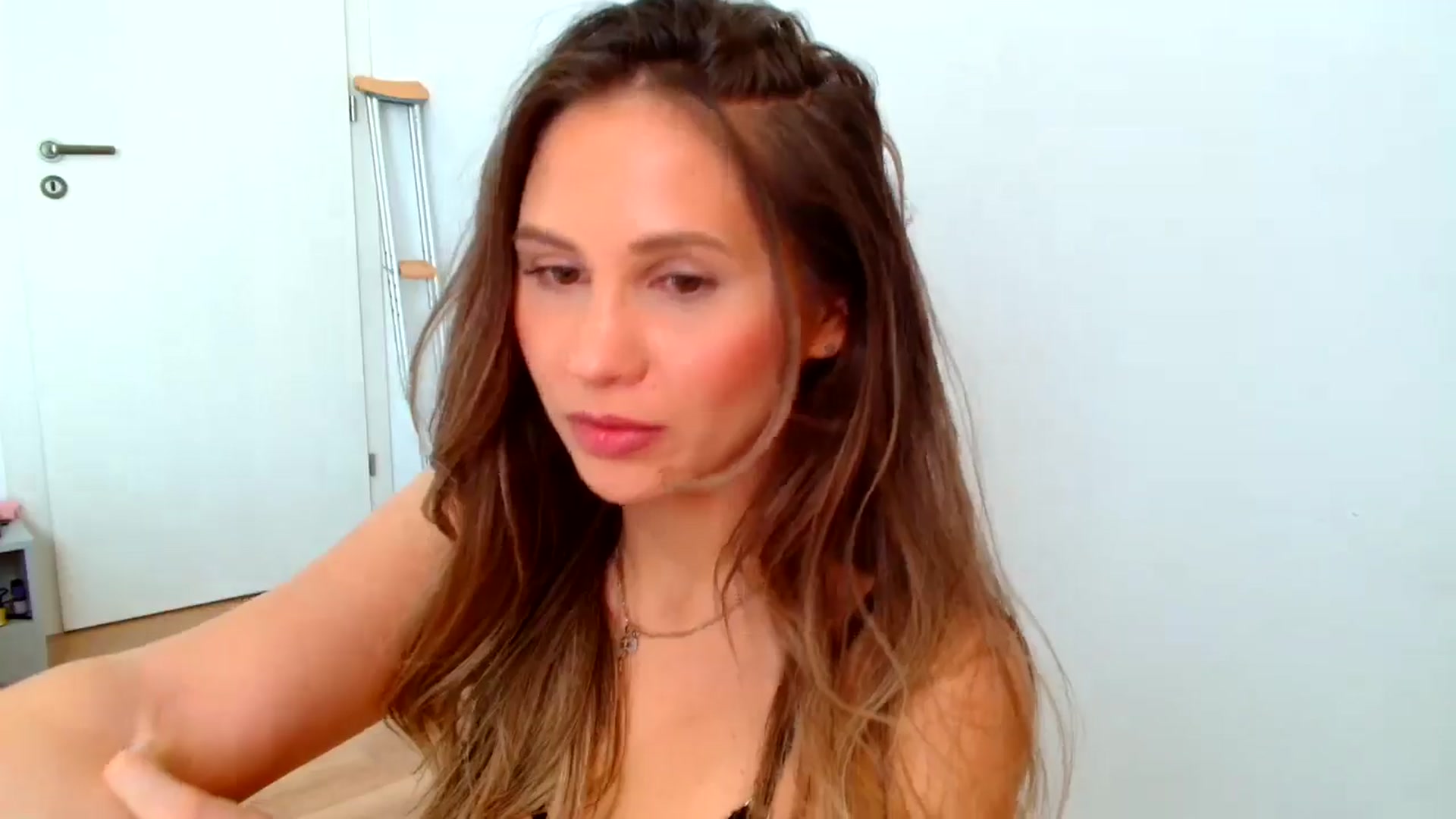 Gallery image thumbnail from Ana_Rose's myfreecams stream on, 08/05/2024, 10:15 image 15 of 20
