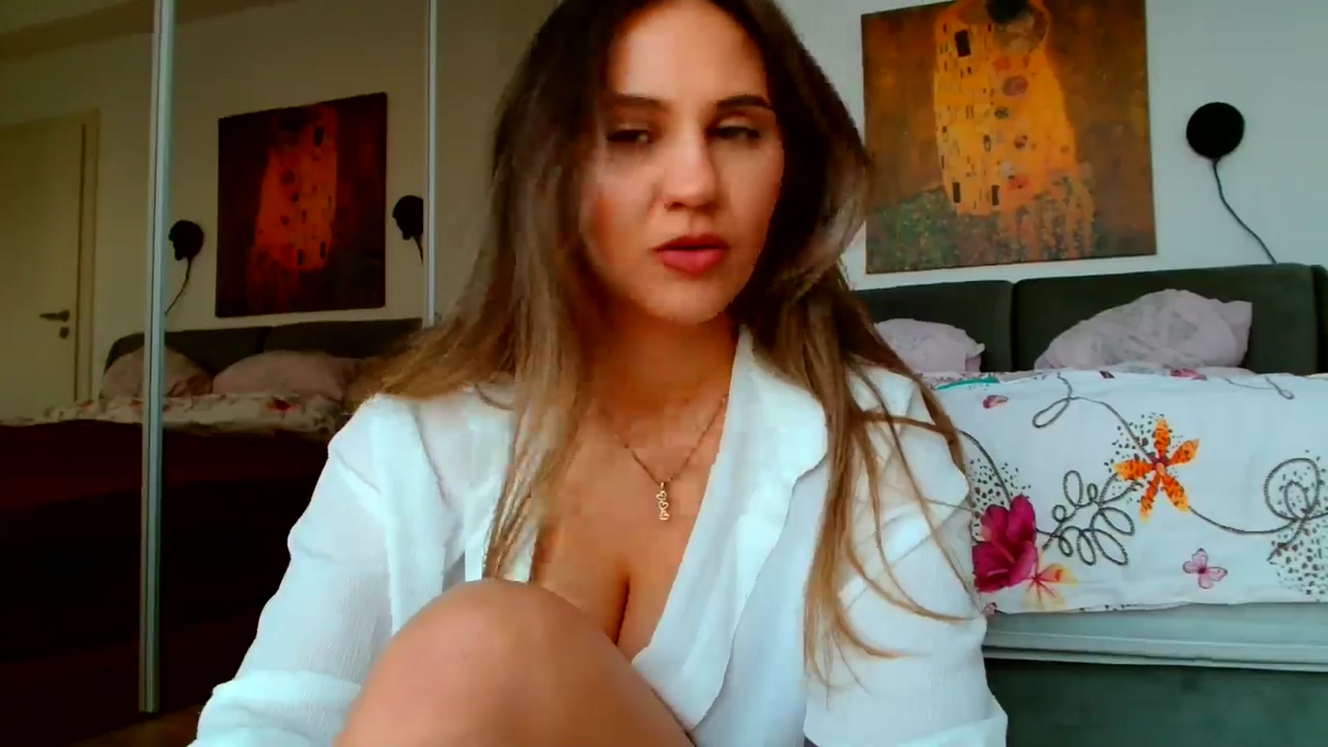 Gallery image thumbnail from Ana_Rose's myfreecams stream on, 08/08/2024, 16:55 image 18 of 20