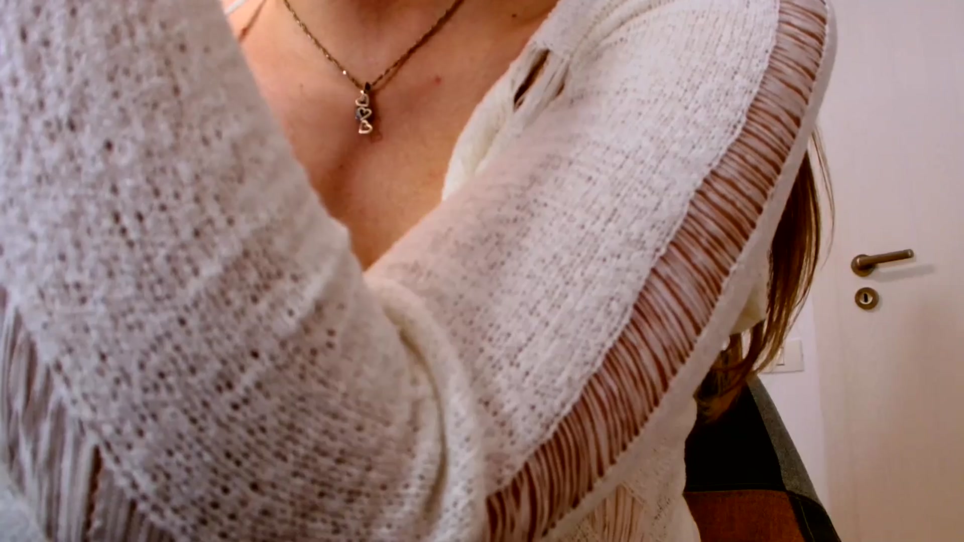 Gallery image thumbnail from Ana_Rose's myfreecams stream on, 08/15/2024, 22:09 image 5 of 20