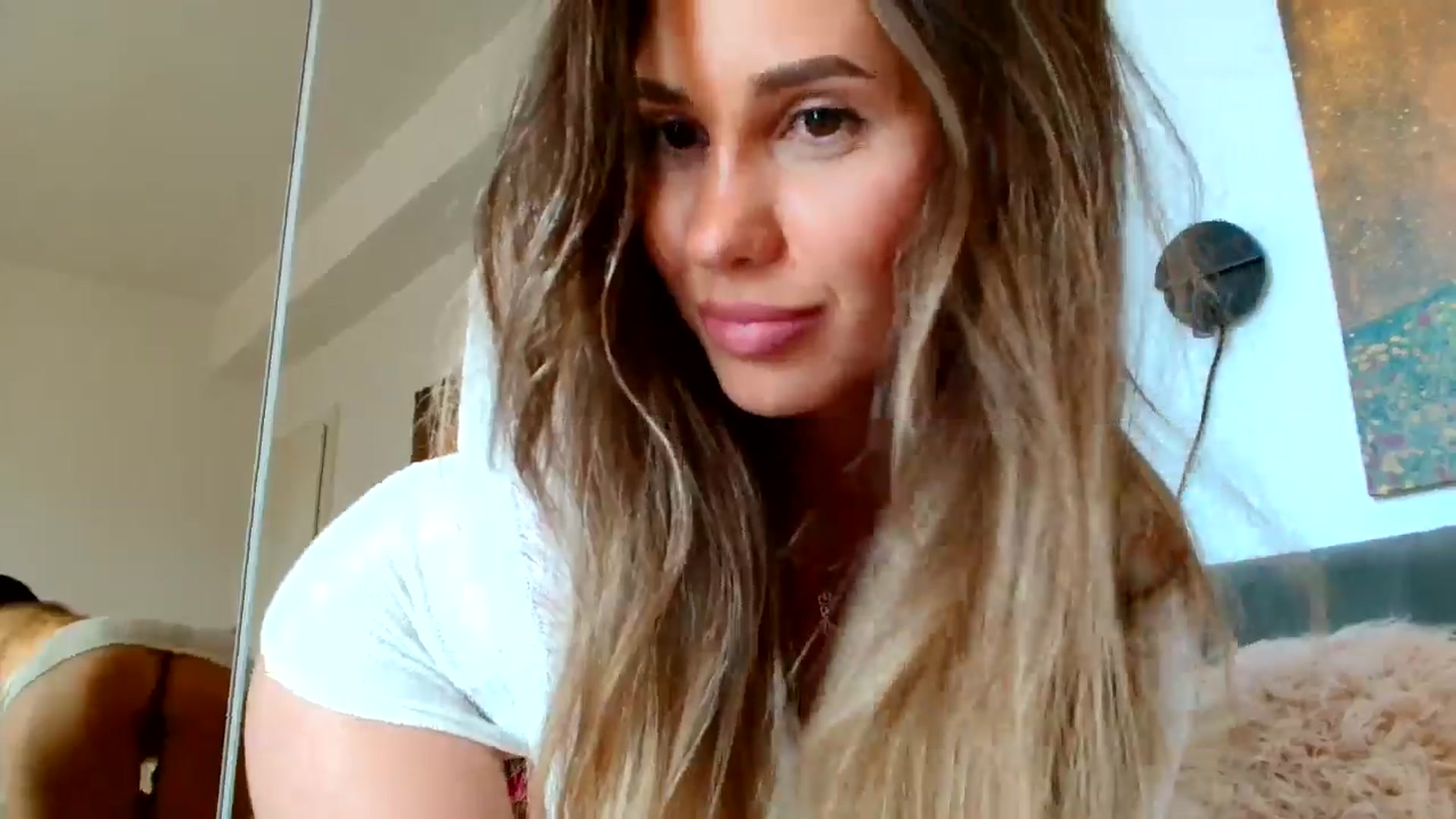 Gallery image thumbnail from Ana_Rose's myfreecams stream on, 08/28/2024, 15:18 image 12 of 20