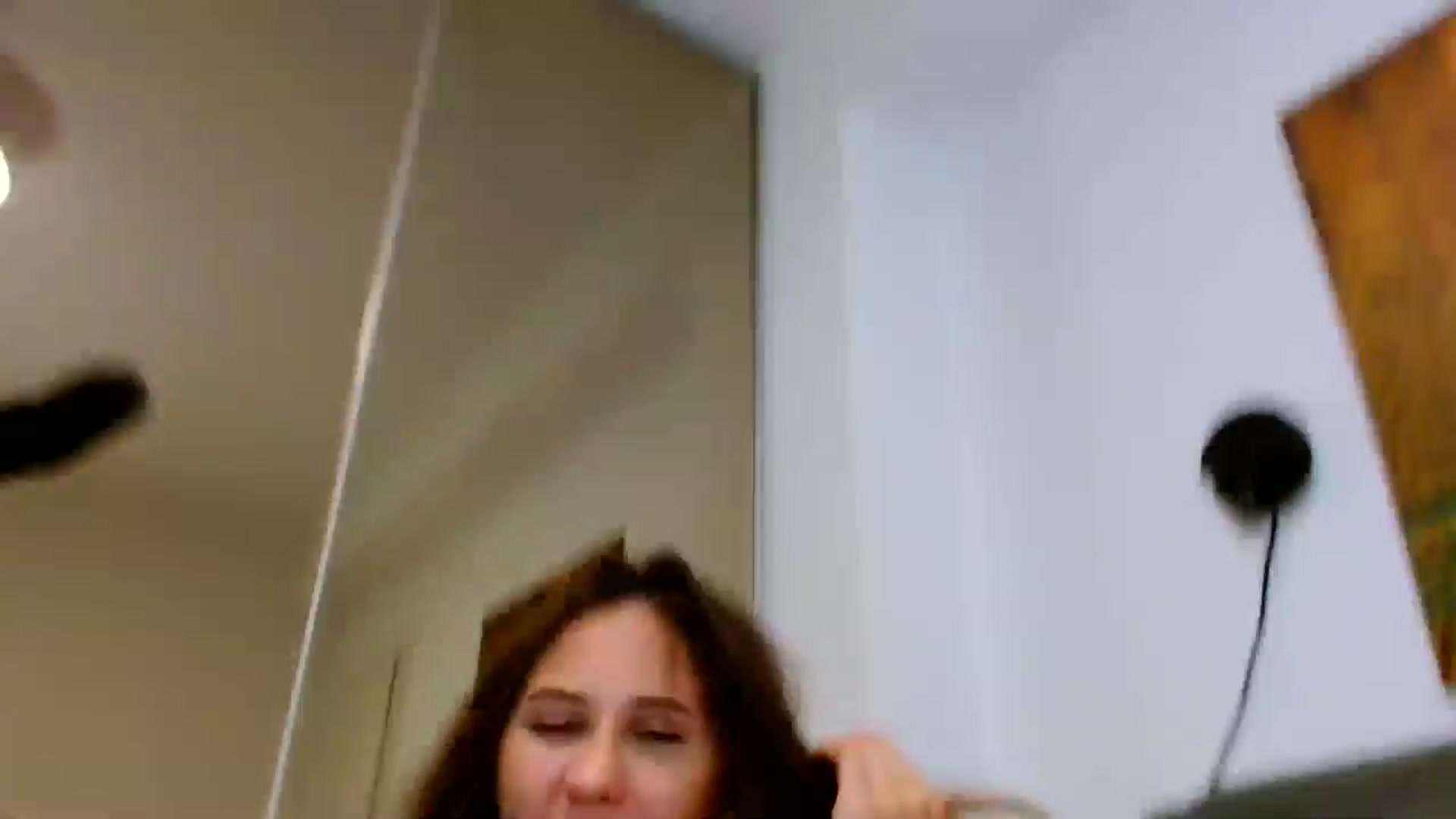 Gallery image thumbnail from Ana_Rose's myfreecams stream on, 08/31/2024, 02:06 image 4 of 20