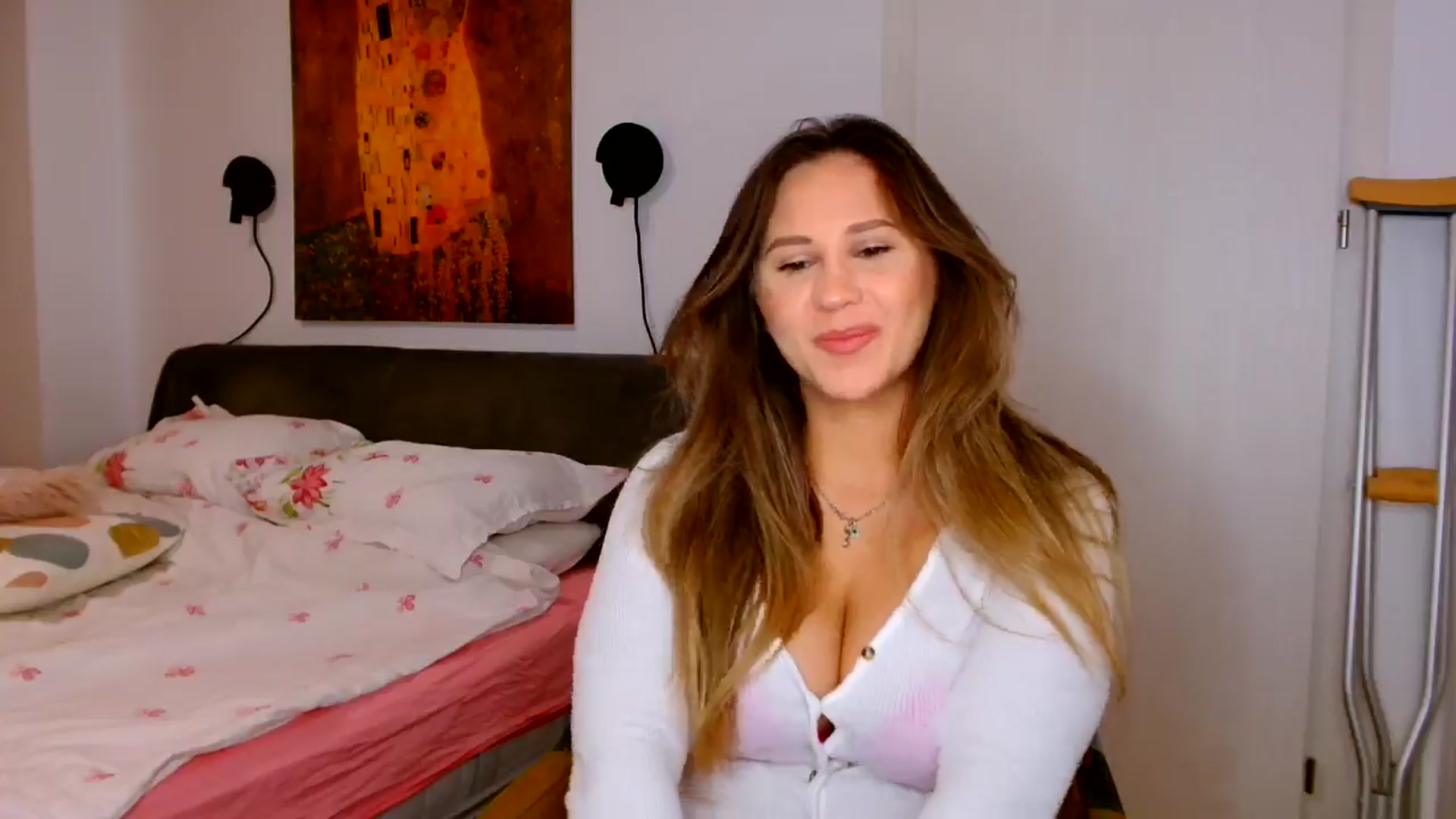Gallery image thumbnail from Ana_Rose's myfreecams stream on, 09/06/2024, 21:37 image 16 of 20