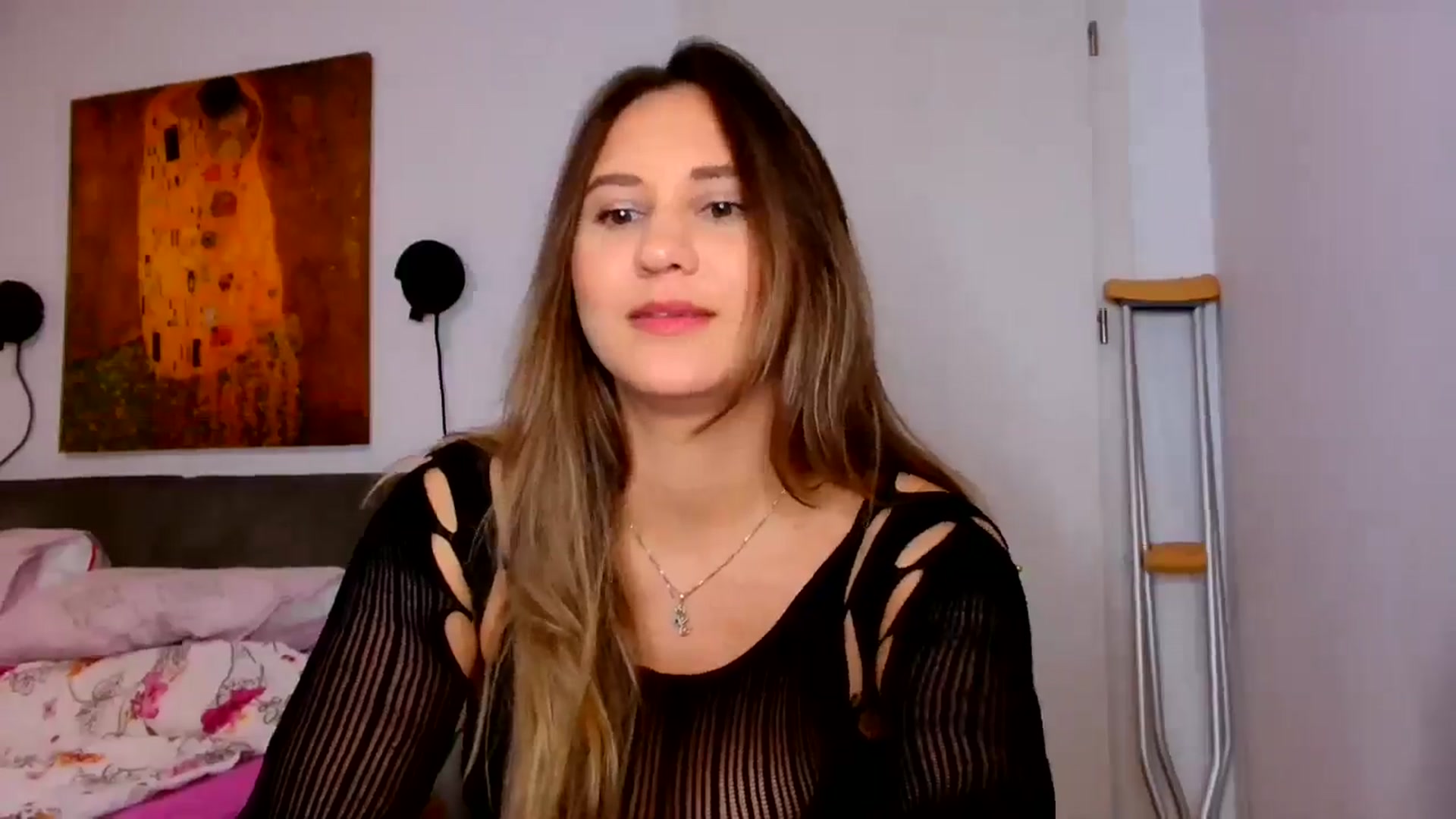 Gallery image thumbnail from Ana_Rose's myfreecams stream on, 09/14/2024, 22:38 image 17 of 20