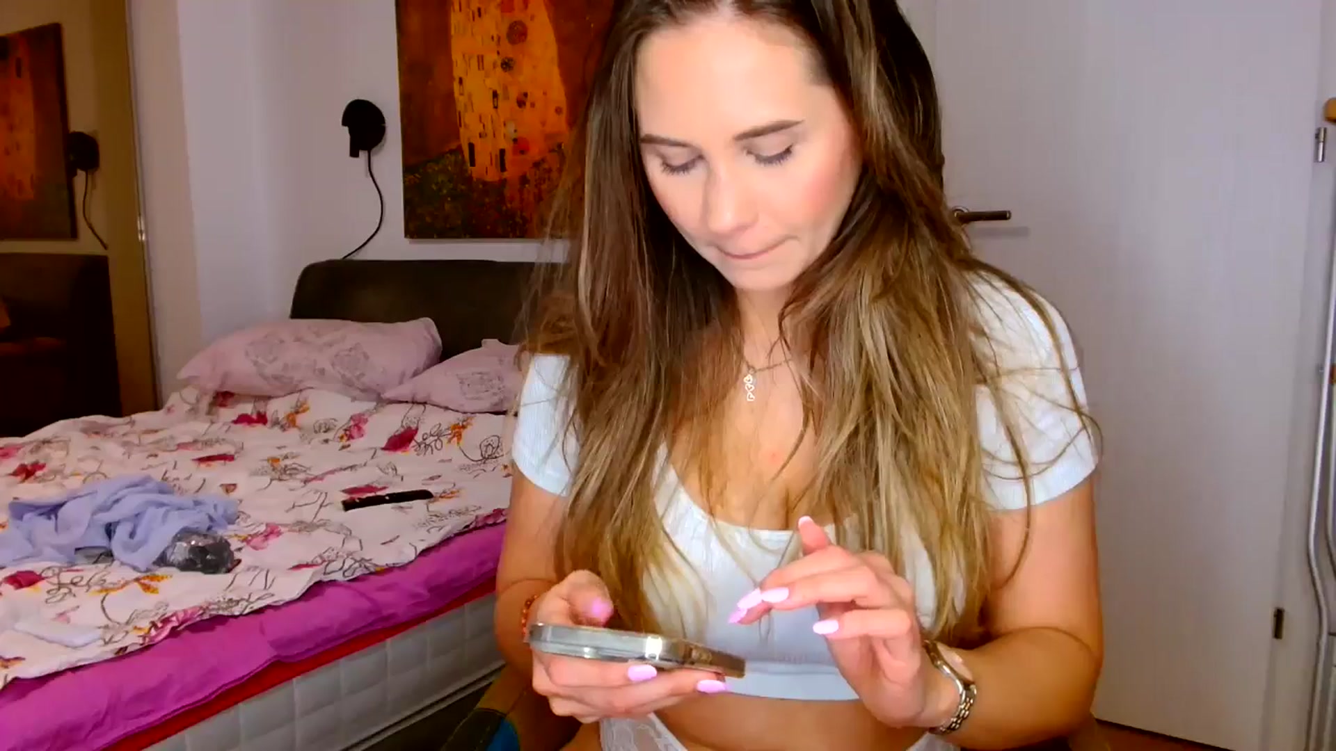 Gallery image thumbnail from Ana_Rose's myfreecams stream on, 09/16/2024, 19:37 image 7 of 20