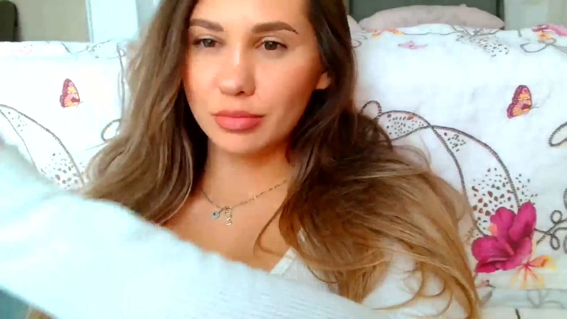 Gallery image thumbnail from Ana_Rose's myfreecams stream on, 09/17/2024, 12:27 image 11 of 20