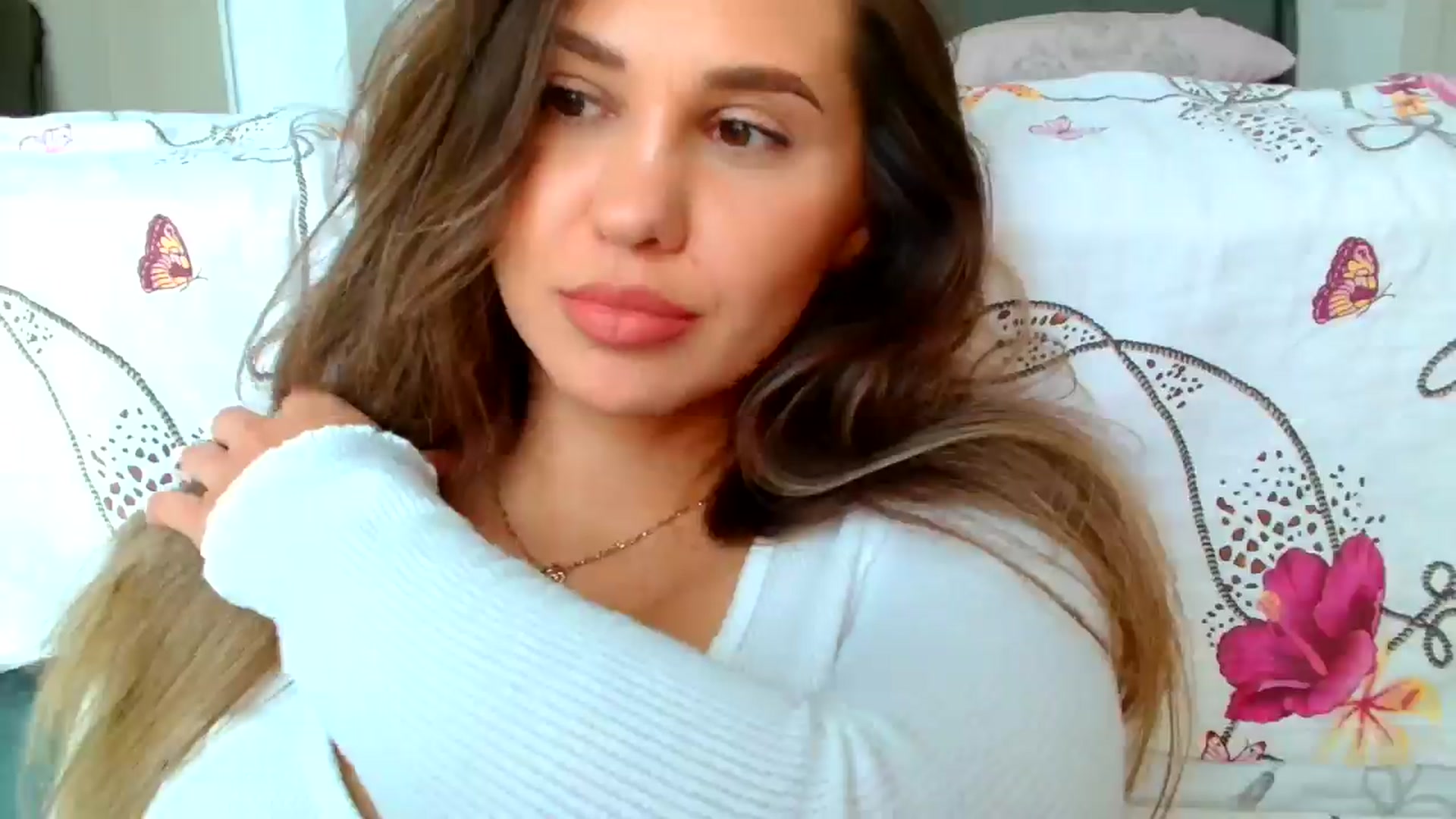 Gallery image thumbnail from Ana_Rose's myfreecams stream on, 09/17/2024, 12:27 image 10 of 20
