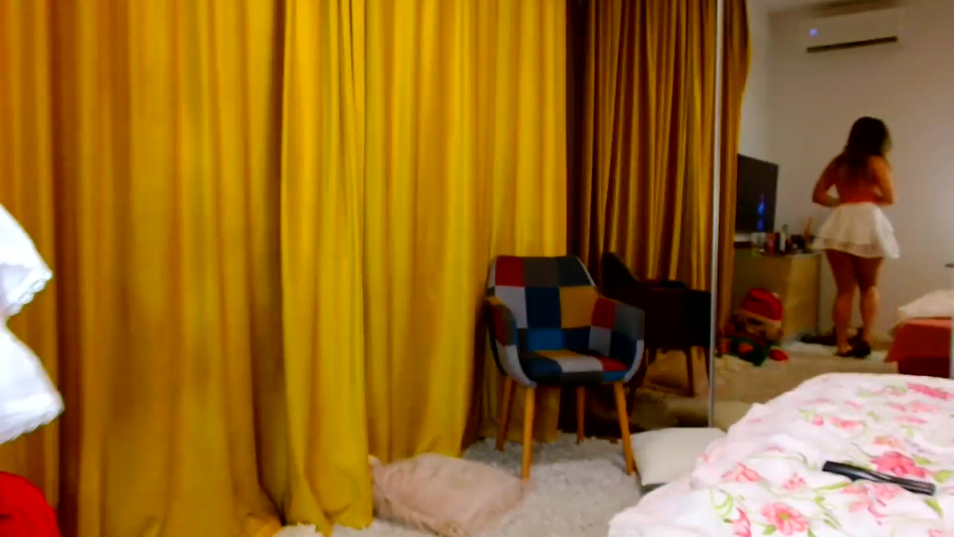 Gallery image thumbnail from Ana_Rose's myfreecams stream on, 09/20/2024, 19:06 image 5 of 20
