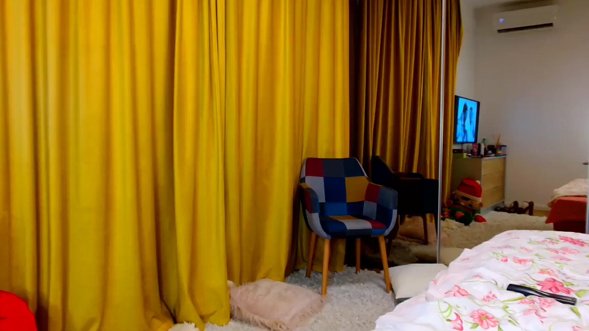 Gallery image thumbnail from Ana_Rose's myfreecams stream on, 09/20/2024, 19:06 image 7 of 20