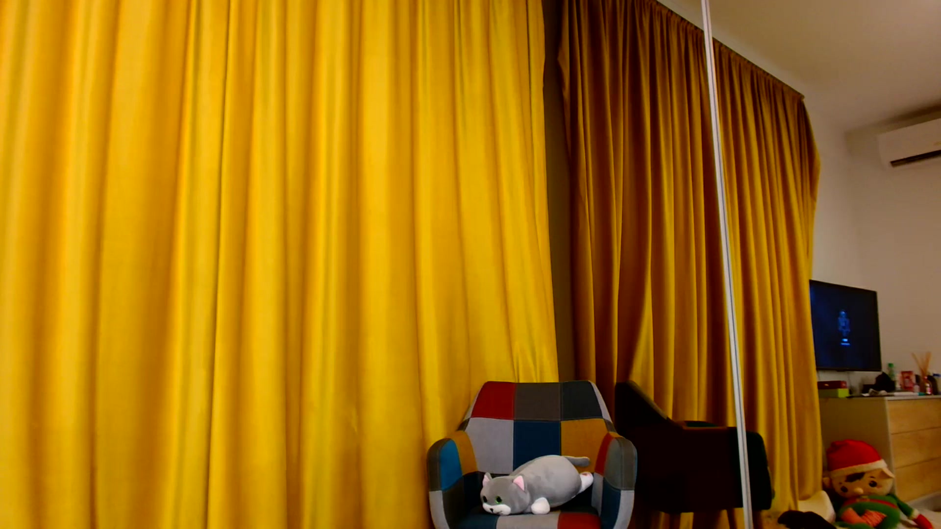 Gallery image thumbnail from Ana_Rose's myfreecams stream on, 09/25/2024, 21:05 image 3 of 20