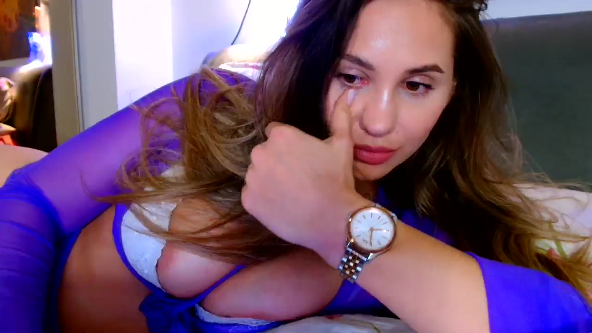 Gallery image thumbnail from Ana_Rose's myfreecams stream on, 10/03/2024, 18:36 image 6 of 20