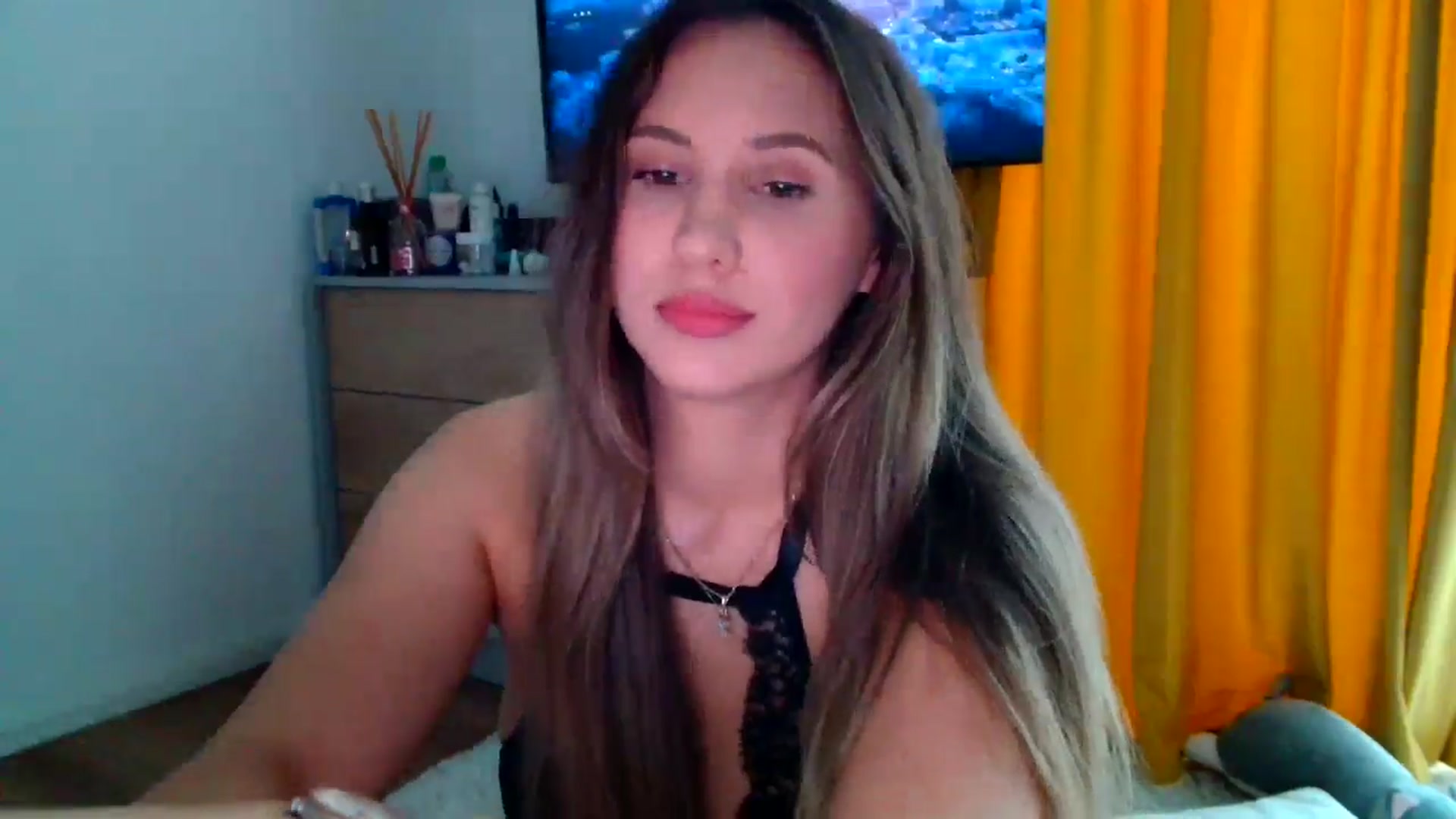 Gallery image thumbnail from Ana_Rose's myfreecams stream on, 10/06/2024, 13:37 image 19 of 20