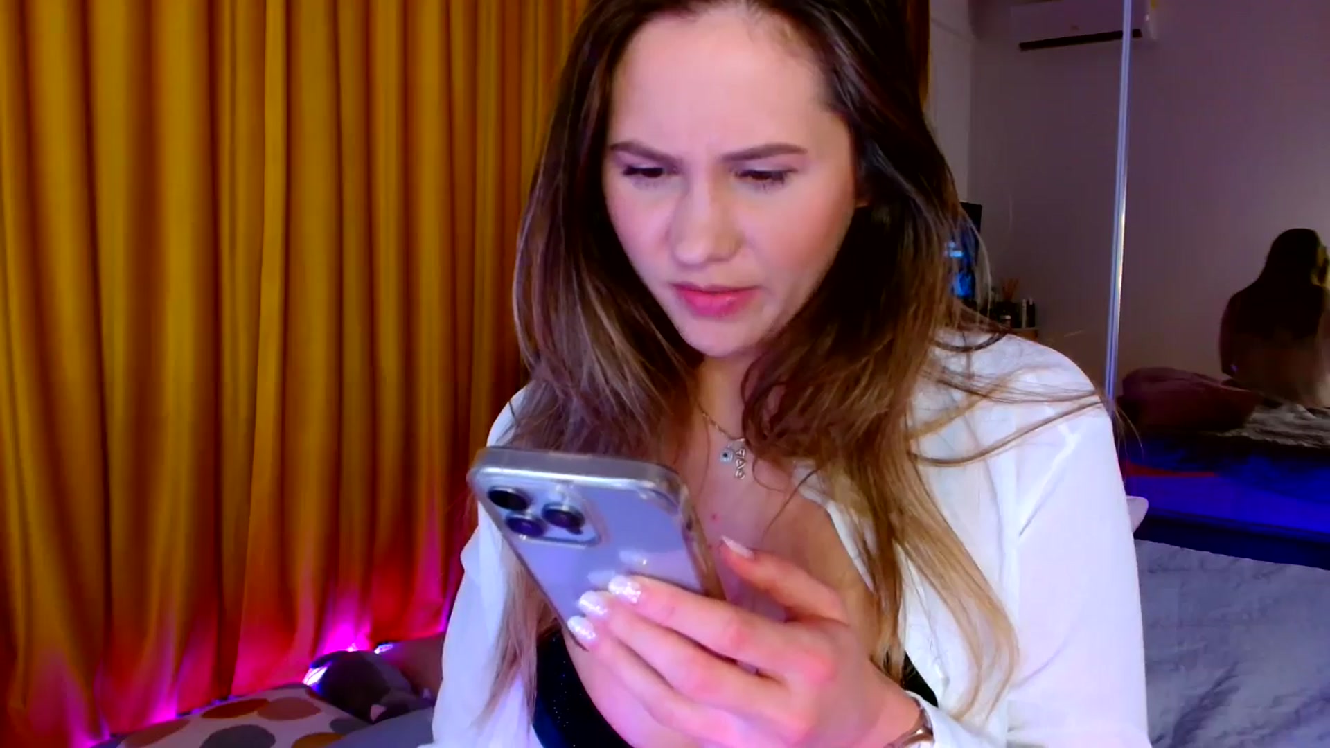 Gallery image thumbnail from Ana_Rose's myfreecams stream on, 10/12/2024, 23:17 image 12 of 20