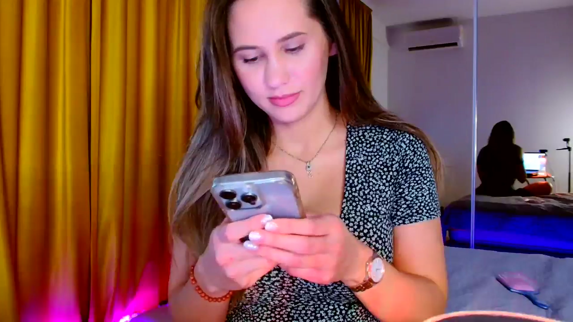 Gallery image thumbnail from Ana_Rose's myfreecams stream on, 10/14/2024, 17:02 image 2 of 20