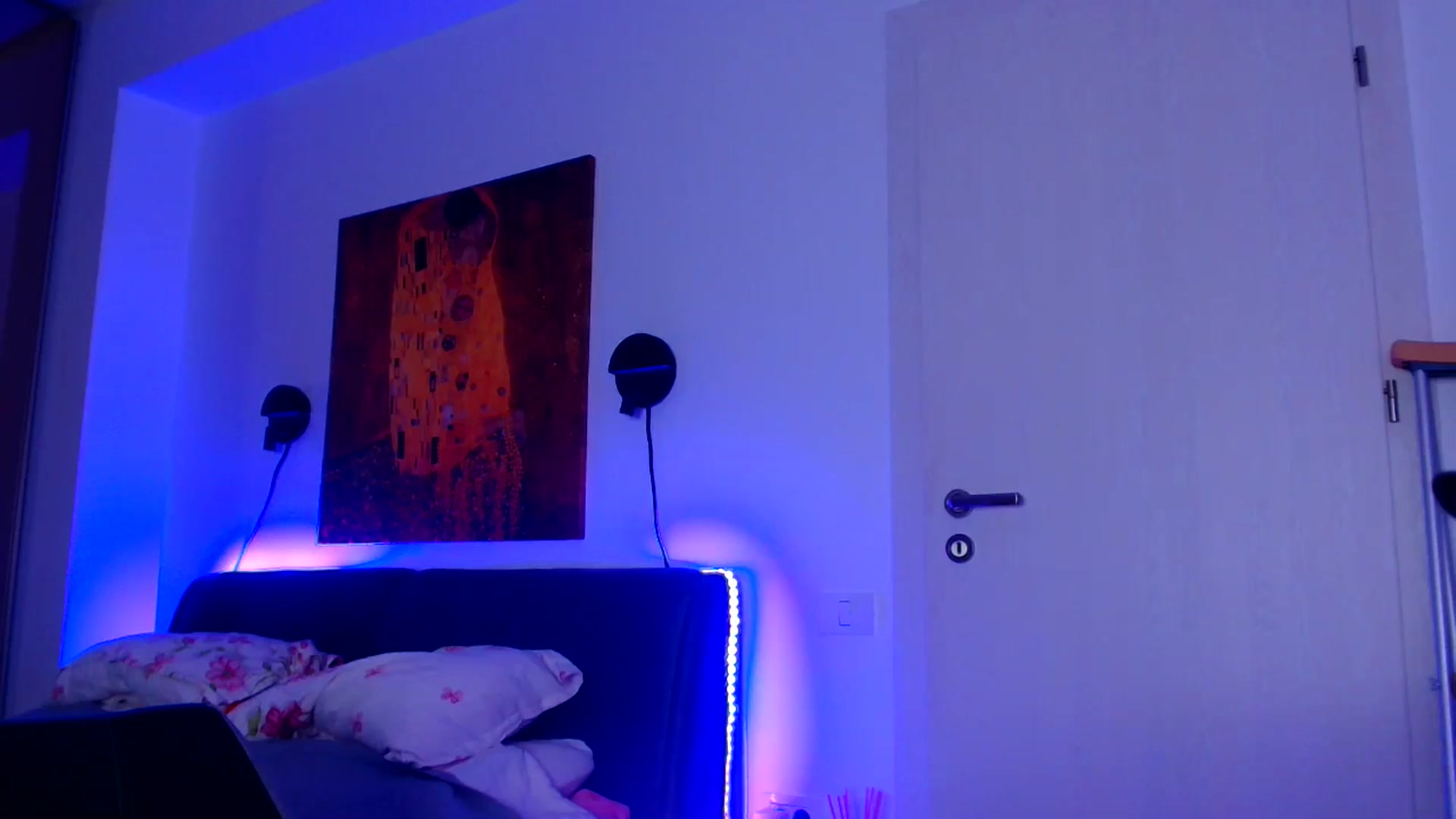 Gallery image thumbnail from Ana_Rose's myfreecams stream on, 10/20/2024, 20:32 image 18 of 20