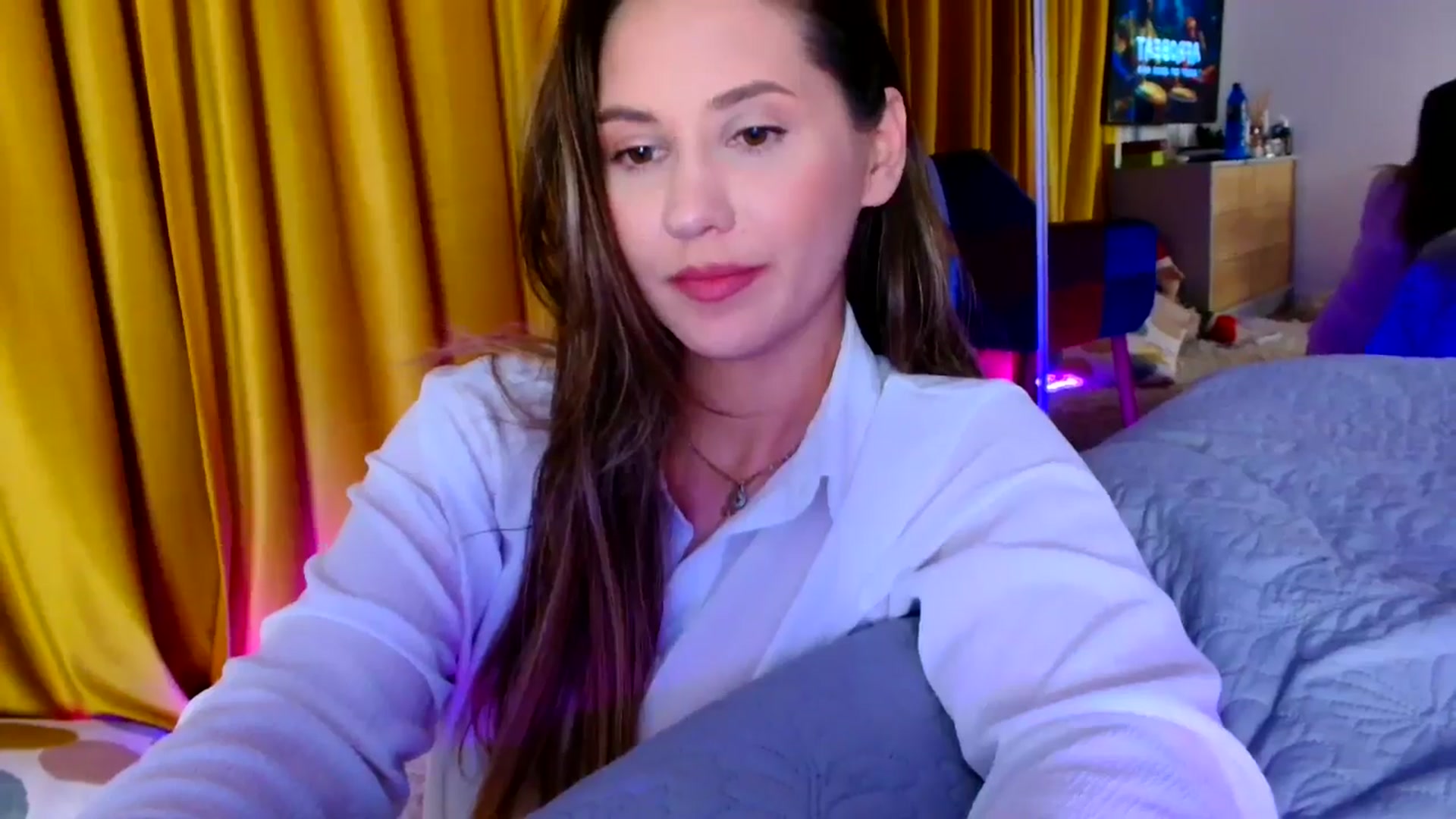 Gallery image thumbnail from Ana_Rose's myfreecams stream on, 10/22/2024, 20:41 image 13 of 20