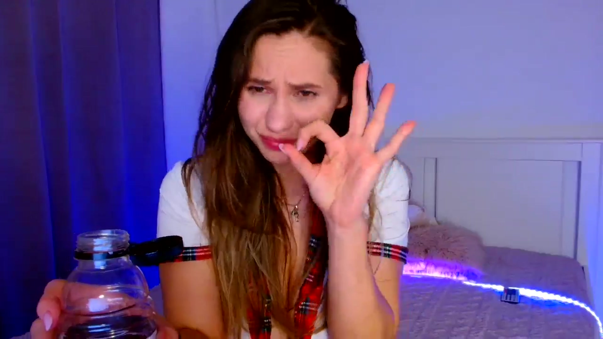Gallery image thumbnail from Ana_Rose's myfreecams stream on, 12/08/2024, 02:43 image 18 of 20