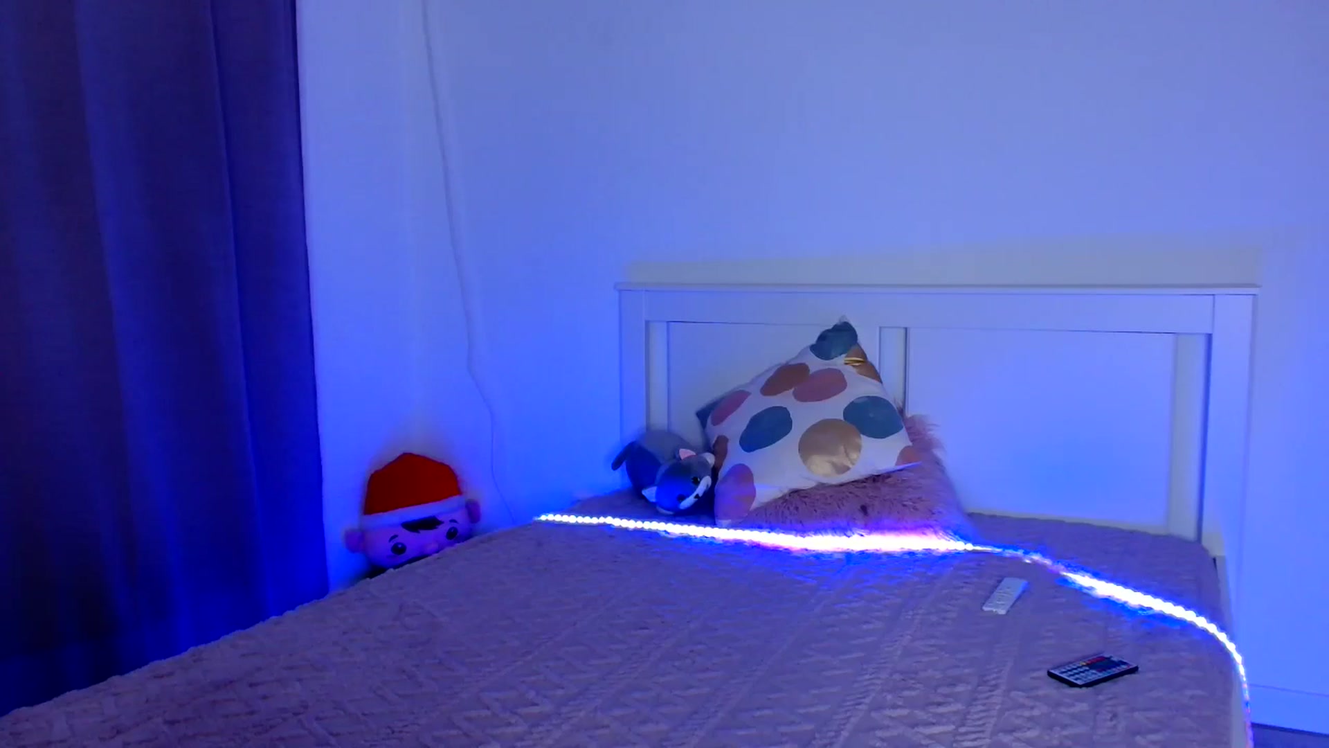 Gallery image thumbnail from Ana_Rose's myfreecams stream on, 12/14/2024, 02:41 image 13 of 20