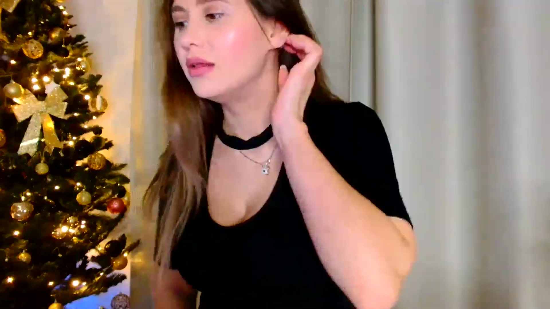 Gallery image thumbnail from Ana_Rose's myfreecams stream on, 12/28/2024, 03:43 image 6 of 20