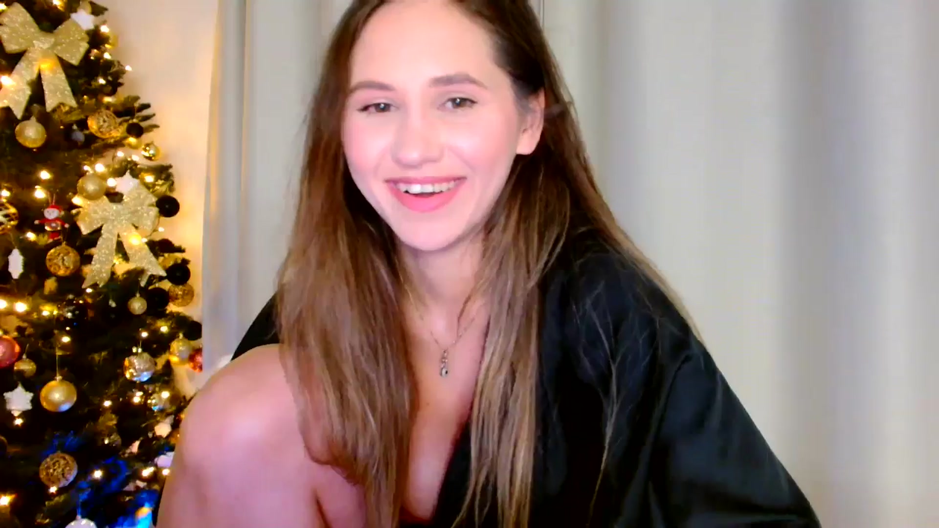 Gallery image thumbnail from Ana_Rose's myfreecams stream on, 12/29/2024, 19:41 image 14 of 20