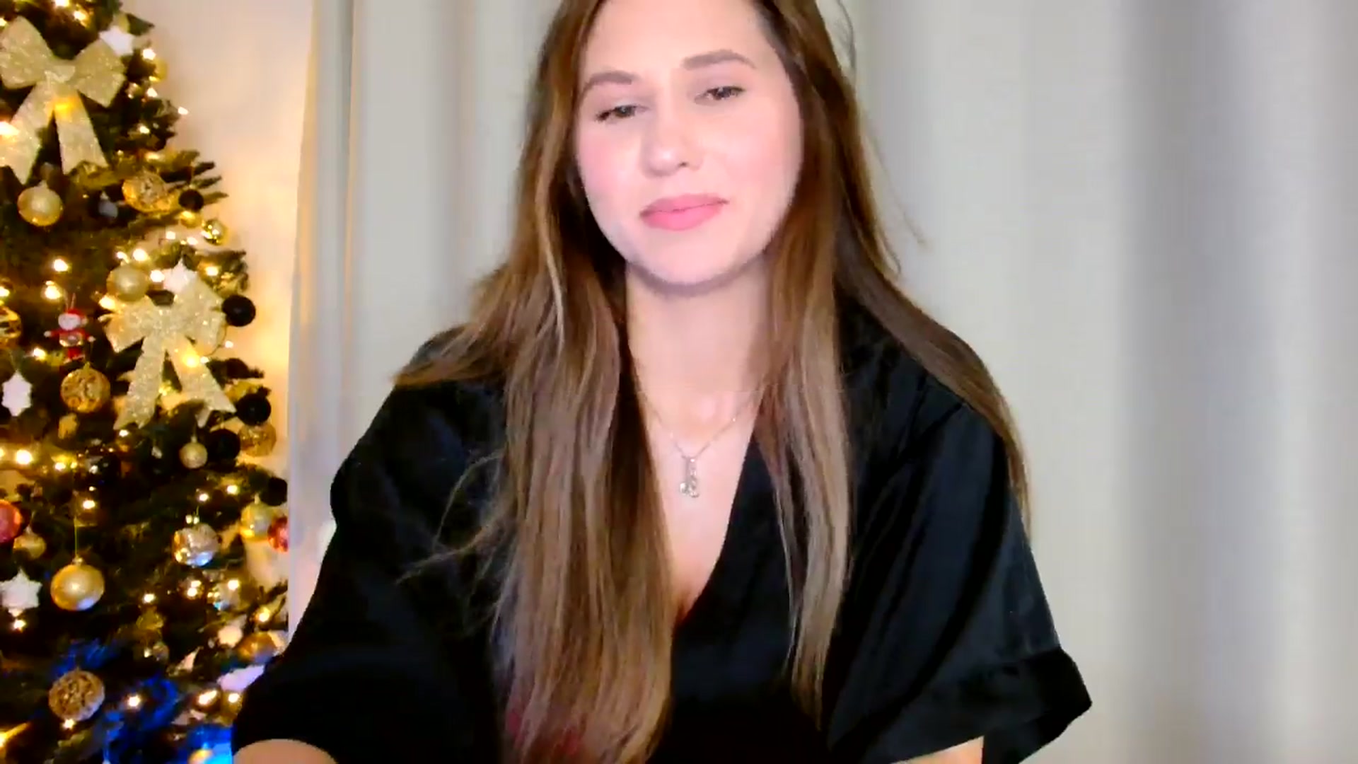 Gallery image thumbnail from Ana_Rose's myfreecams stream on, 12/29/2024, 19:41 image 3 of 20