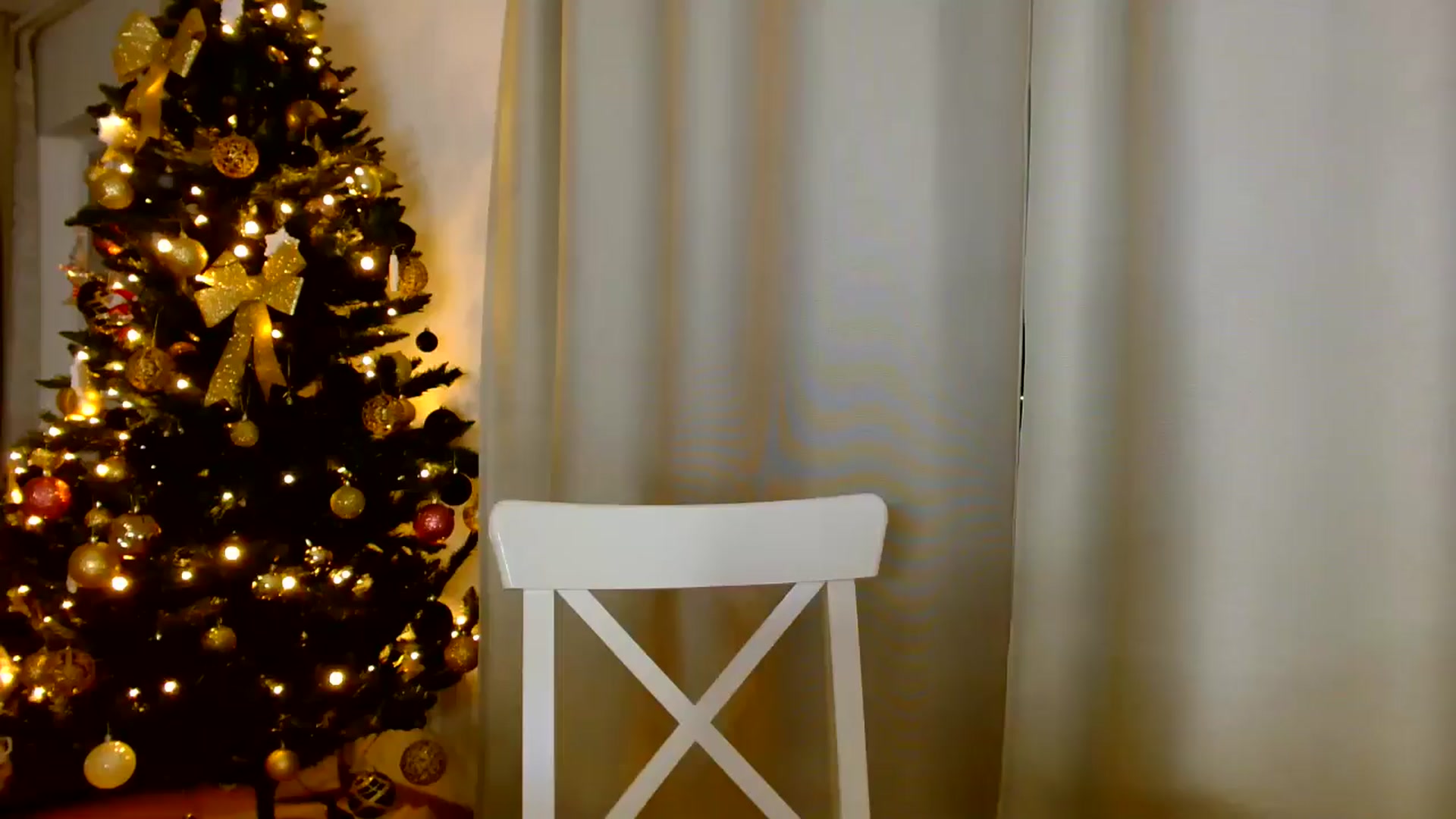 Gallery image thumbnail from Ana_Rose's myfreecams stream on, 01/04/2025, 02:56 image 19 of 20