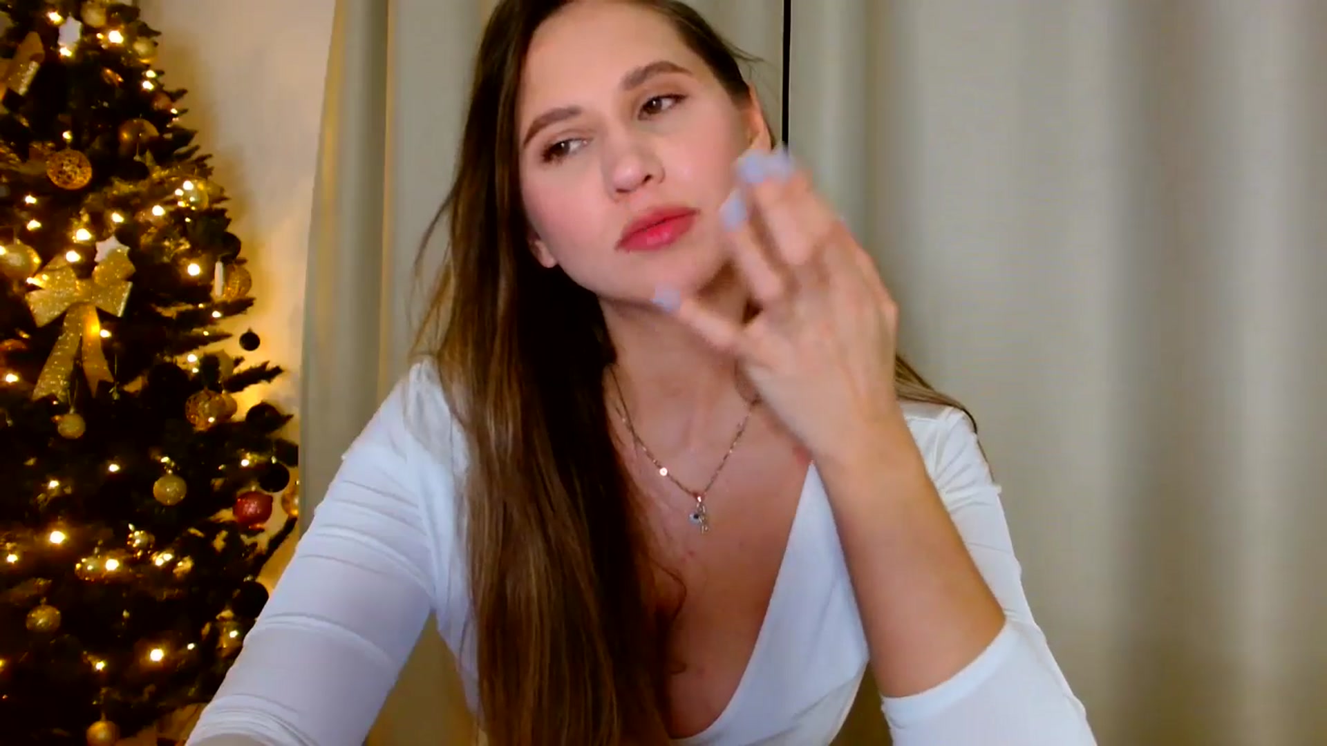 Gallery image thumbnail from Ana_Rose's myfreecams stream on, 01/05/2025, 02:15 image 12 of 20