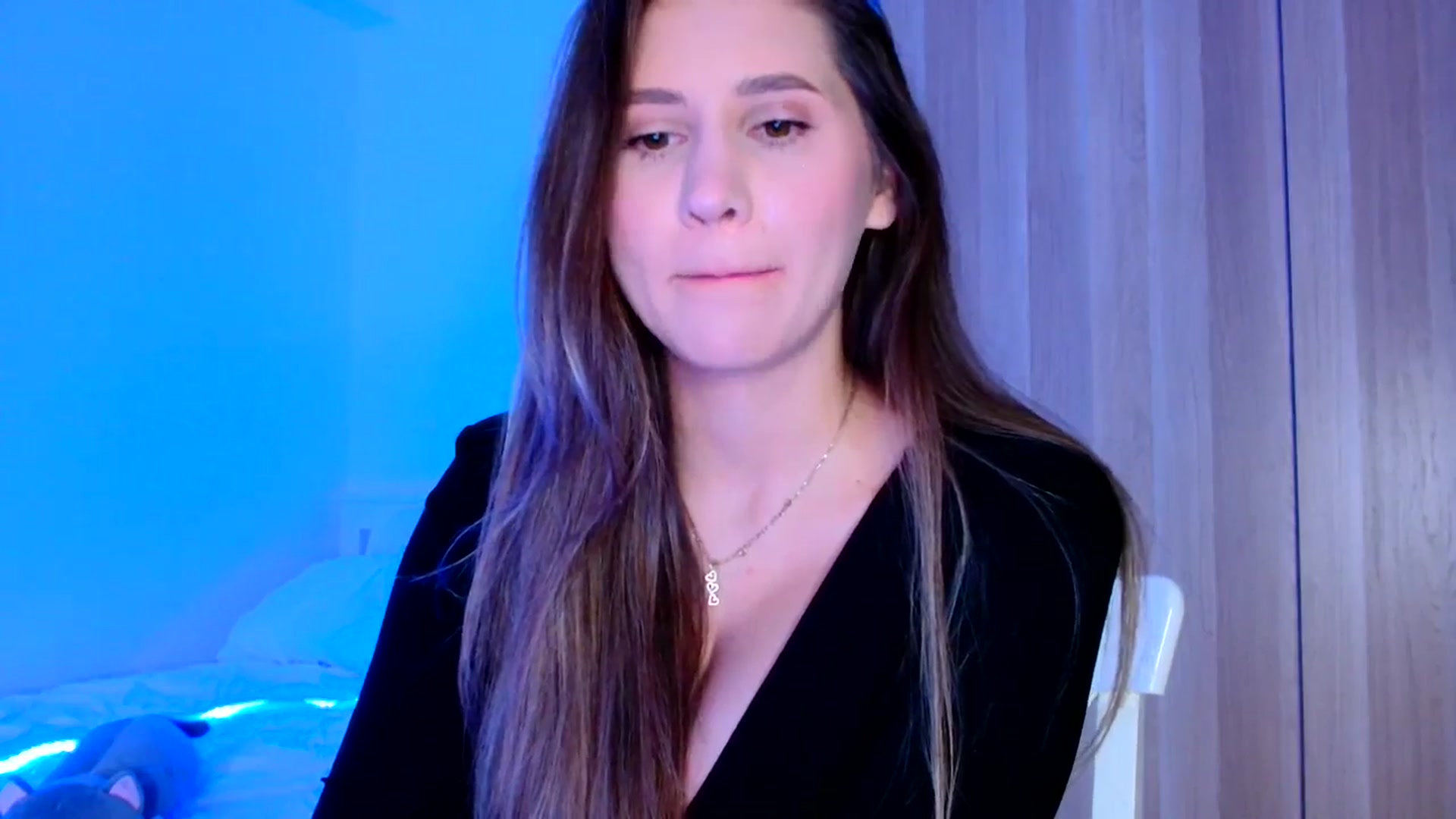 Gallery image thumbnail from Ana_Rose's myfreecams stream on, 01/25/2025, 02:08 image 6 of 20