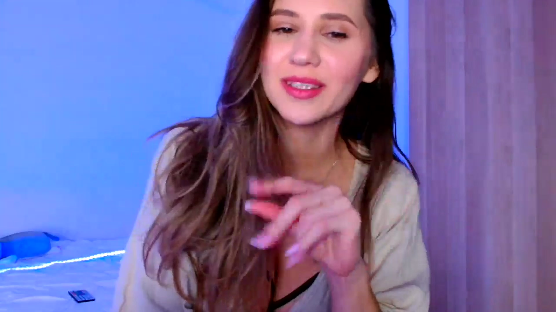 Gallery image thumbnail from Ana_Rose's myfreecams stream on, 02/01/2025, 24:26 image 18 of 20