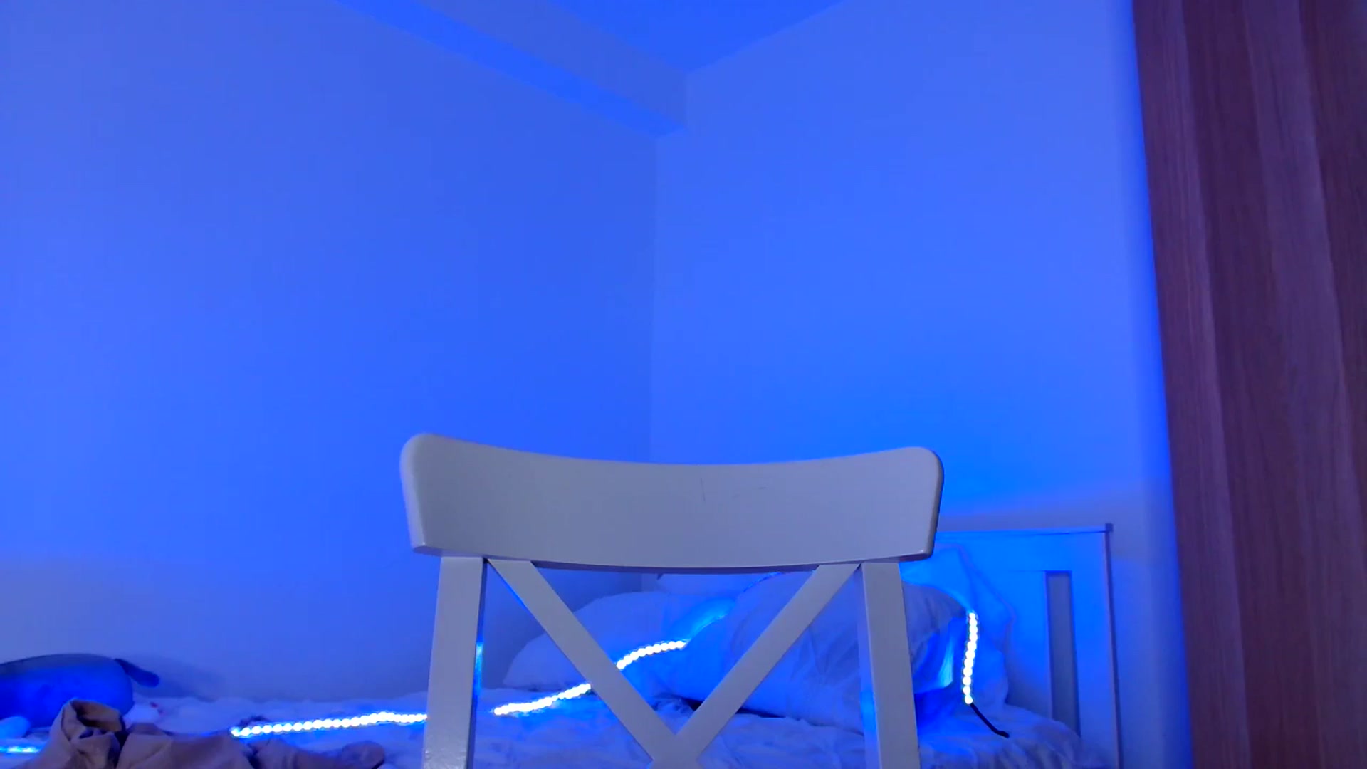 Gallery image thumbnail from Ana_Rose's myfreecams stream on, 02/01/2025, 24:51 image 11 of 20