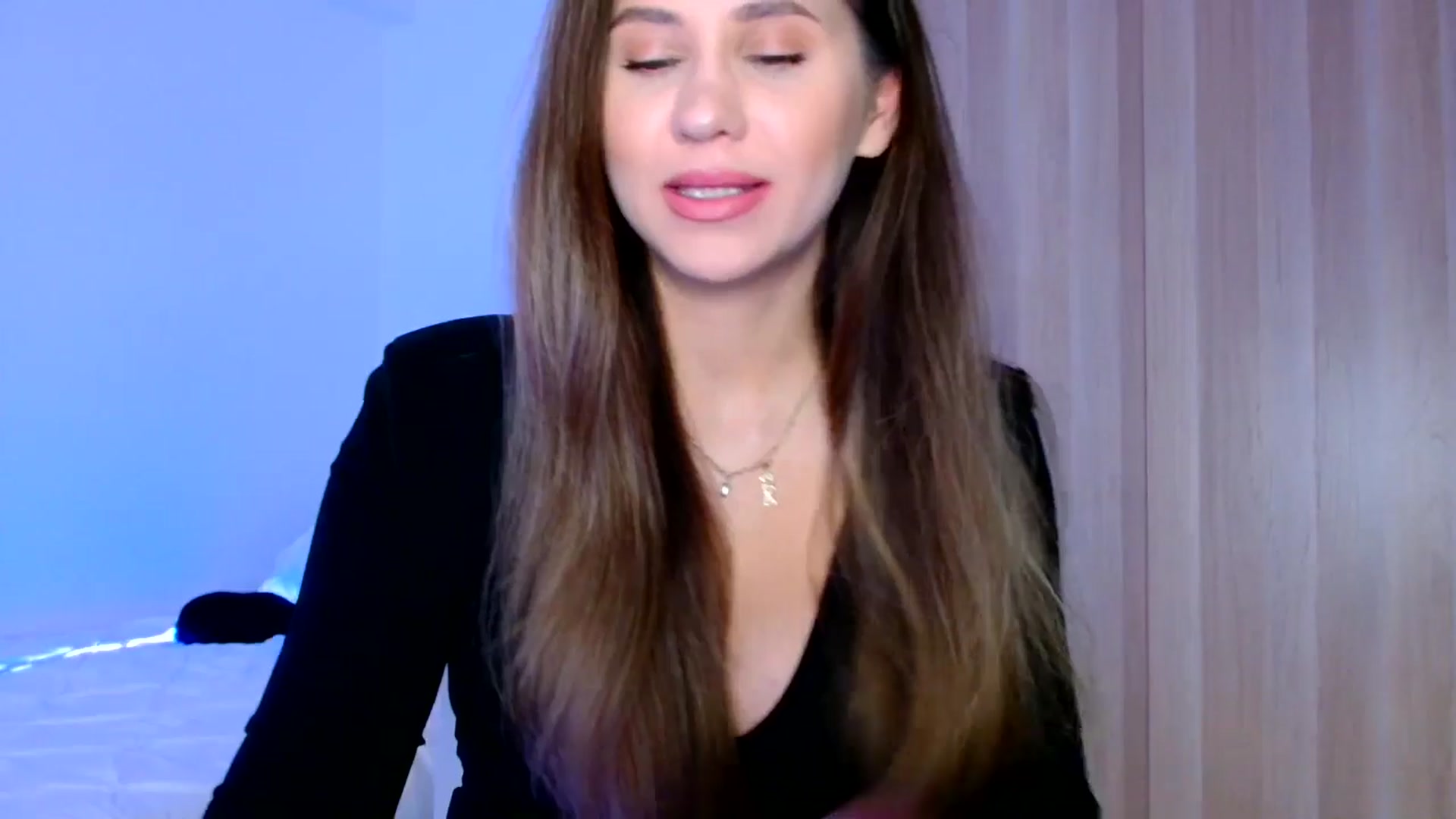 Gallery image thumbnail from Ana_Rose's myfreecams stream on, 02/16/2025, 01:28 image 9 of 20