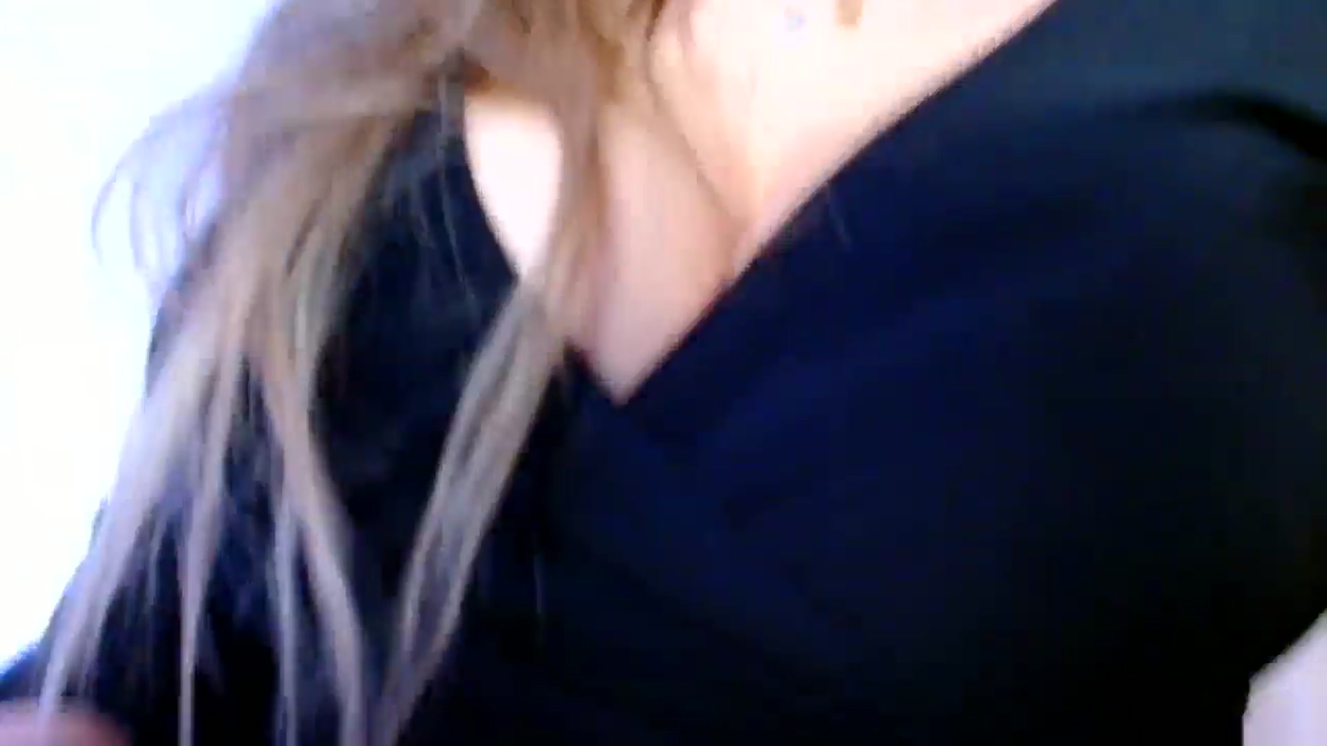 Gallery image thumbnail from Ana_Rose's myfreecams stream on, 02/16/2025, 02:09 image 11 of 20