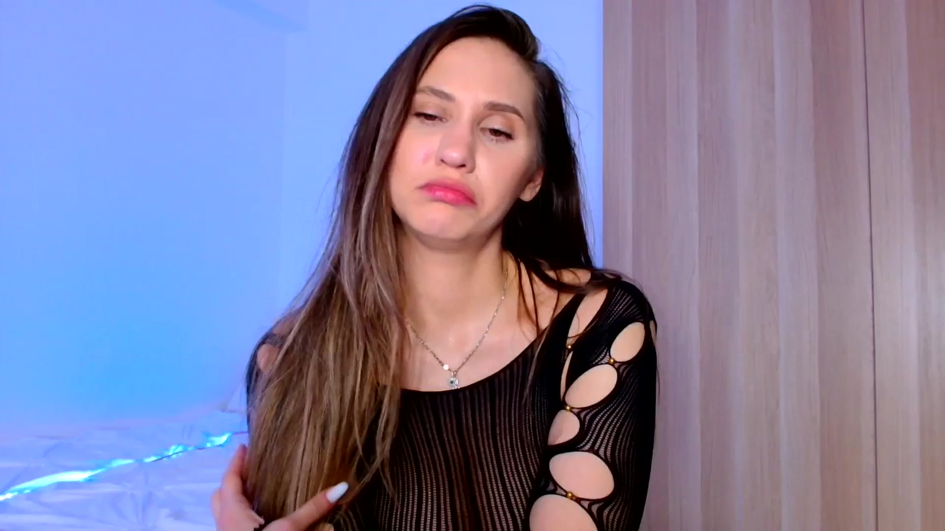Gallery image thumbnail from Ana_Rose's myfreecams stream on, 03/02/2025, 02:28 image 13 of 20