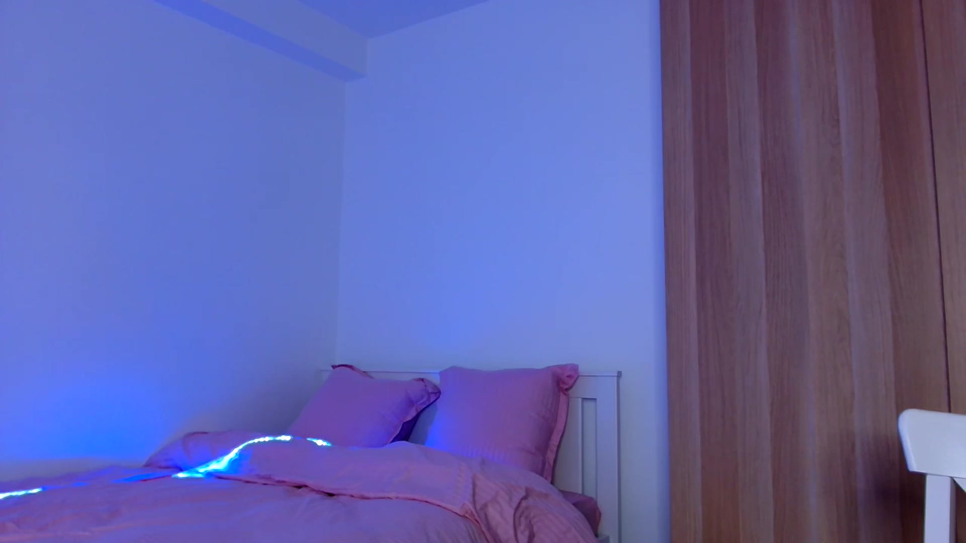 Gallery image thumbnail from Ana_Rose's myfreecams stream on, 03/09/2025, 24:02 image 6 of 20