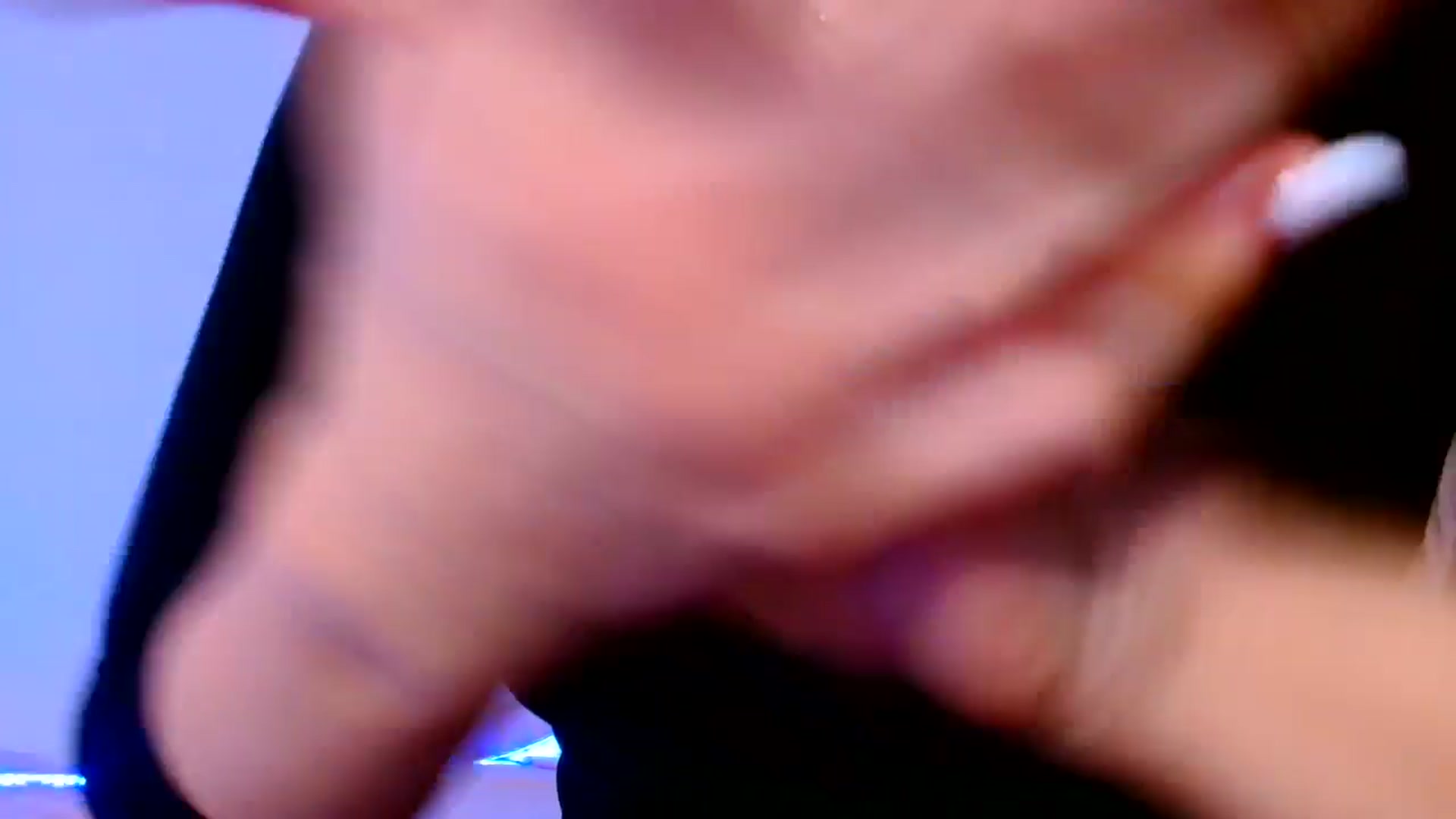Gallery image thumbnail from Ana_Rose's myfreecams stream on, 03/09/2025, 02:19 image 12 of 20