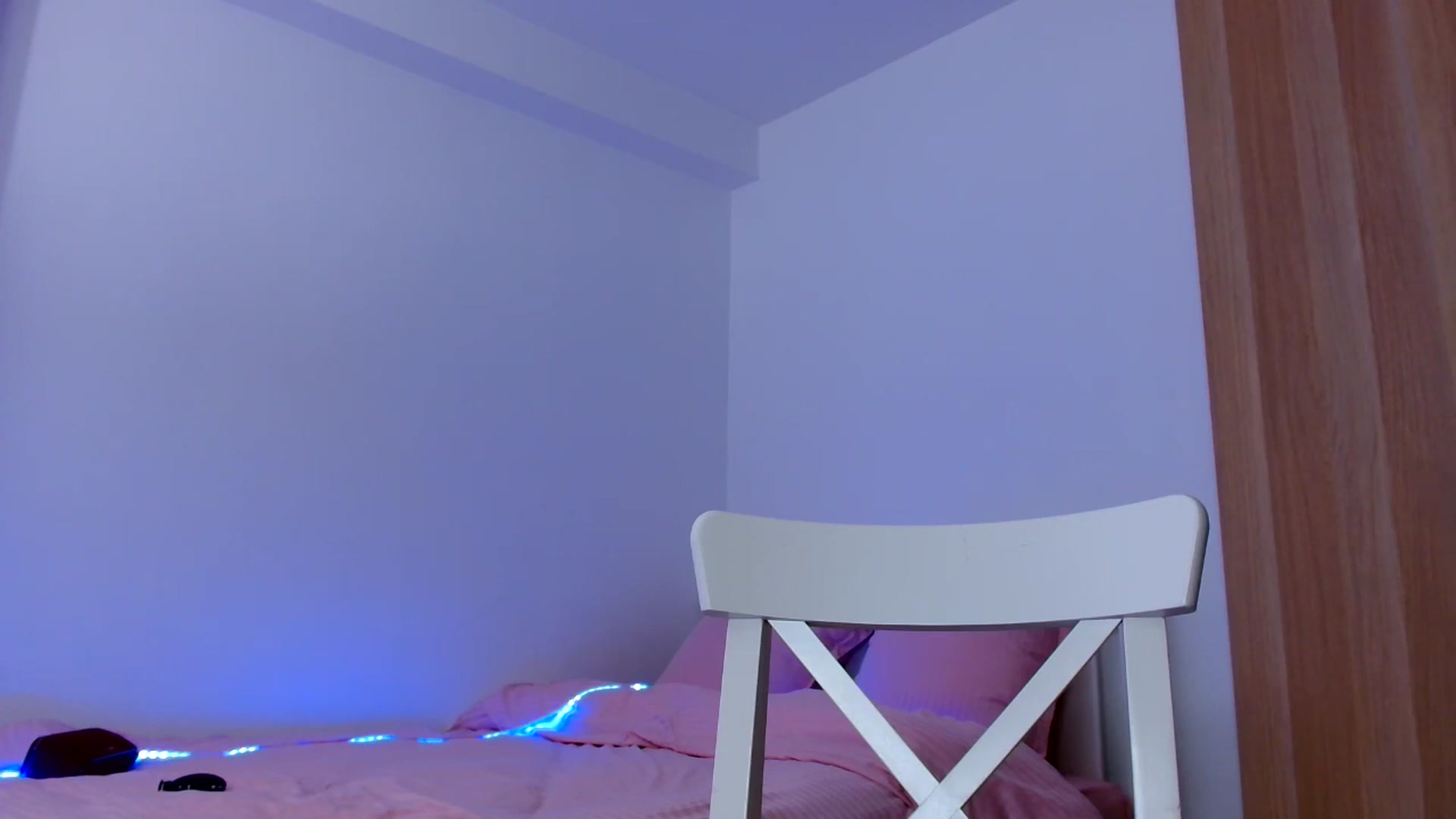 Gallery image thumbnail from Ana_Rose's myfreecams stream on, 03/21/2025, 23:43 image 3 of 20