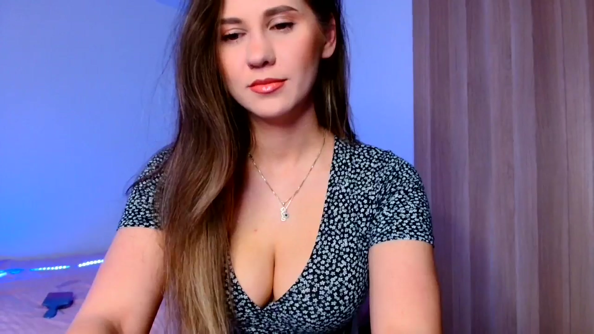Gallery image thumbnail from Ana_Rose's myfreecams stream on, 03/29/2025, 22:25 image 2 of 20