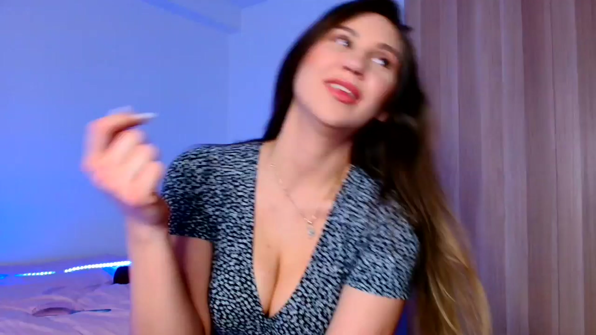 Gallery image thumbnail from Ana_Rose's myfreecams stream on, 03/30/2025, 01:54 image 2 of 20