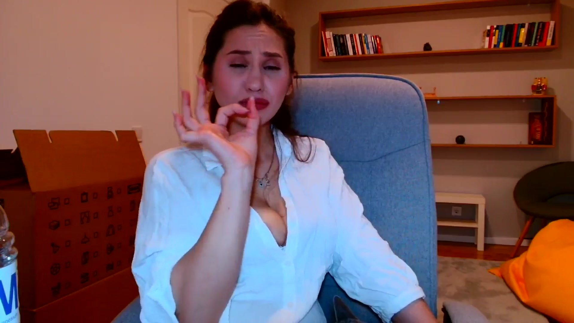 Gallery image thumbnail from Ana_Rose's myfreecams stream on, 04/06/2025, 24:56 image 11 of 20