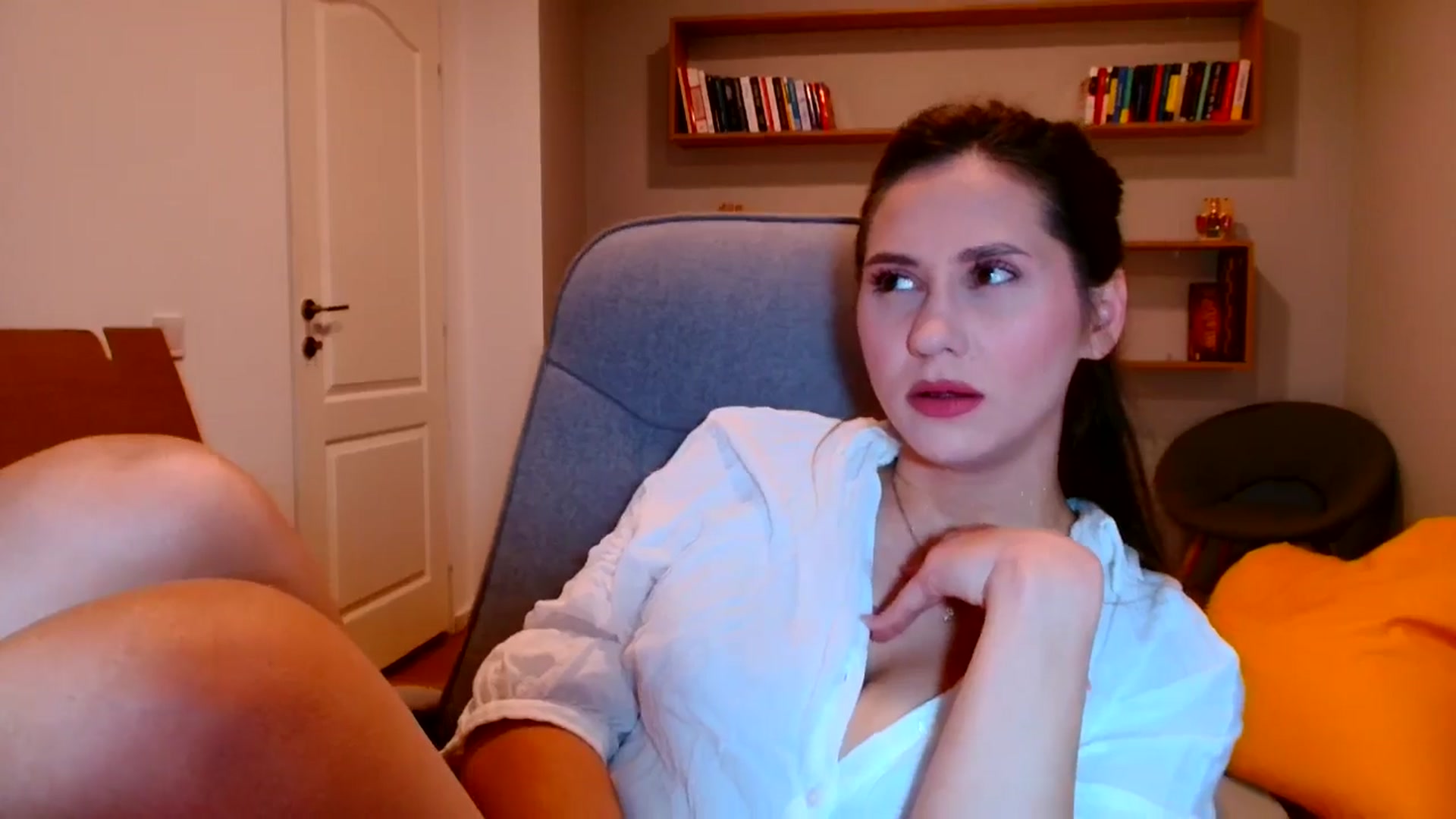 Gallery image thumbnail from Ana_Rose's myfreecams stream on, 04/06/2025, 24:56 image 6 of 20