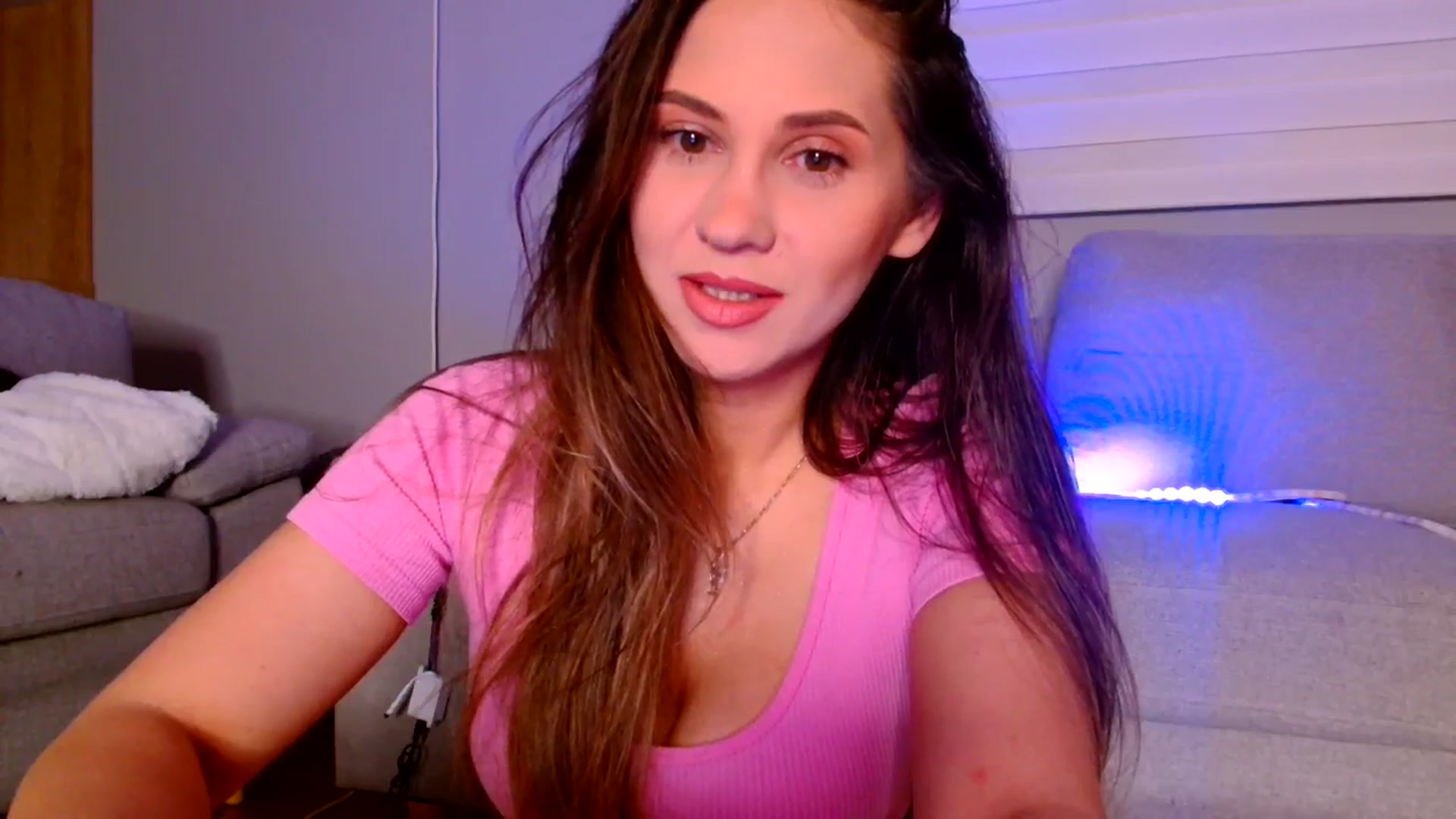 Gallery image thumbnail from Ana_Rose's myfreecams stream on, 04/18/2025, 21:55 image 10 of 20