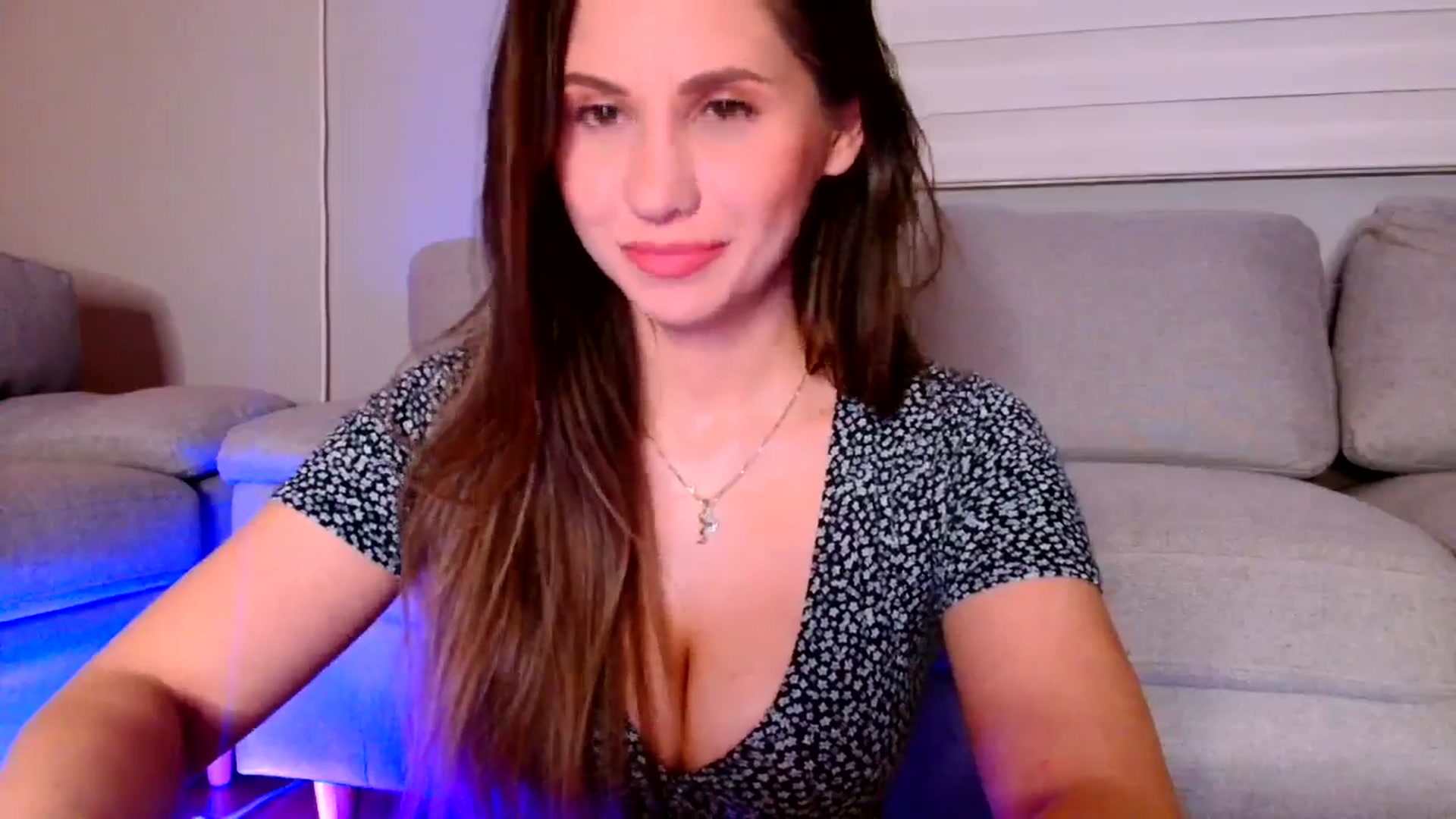 Gallery image thumbnail from Ana_Rose's myfreecams stream on, 04/27/2025, 20:59 image 12 of 20