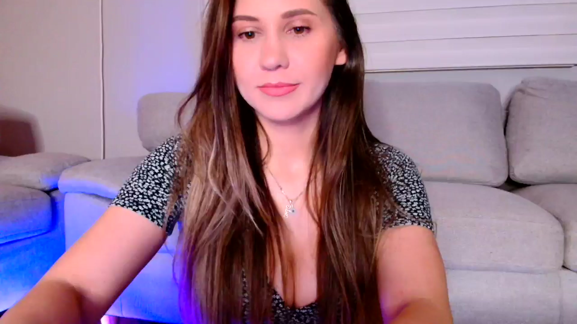 Gallery image thumbnail from Ana_Rose's myfreecams stream on, 04/27/2025, 20:59 image 6 of 20